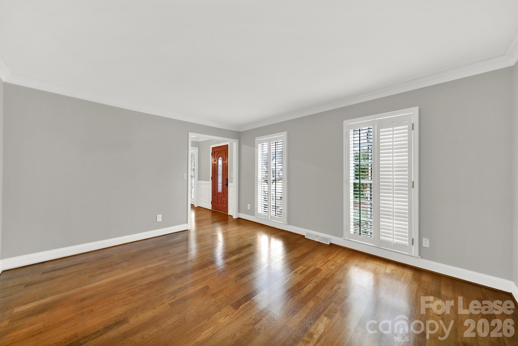 1300 Home Place Property Photo 4