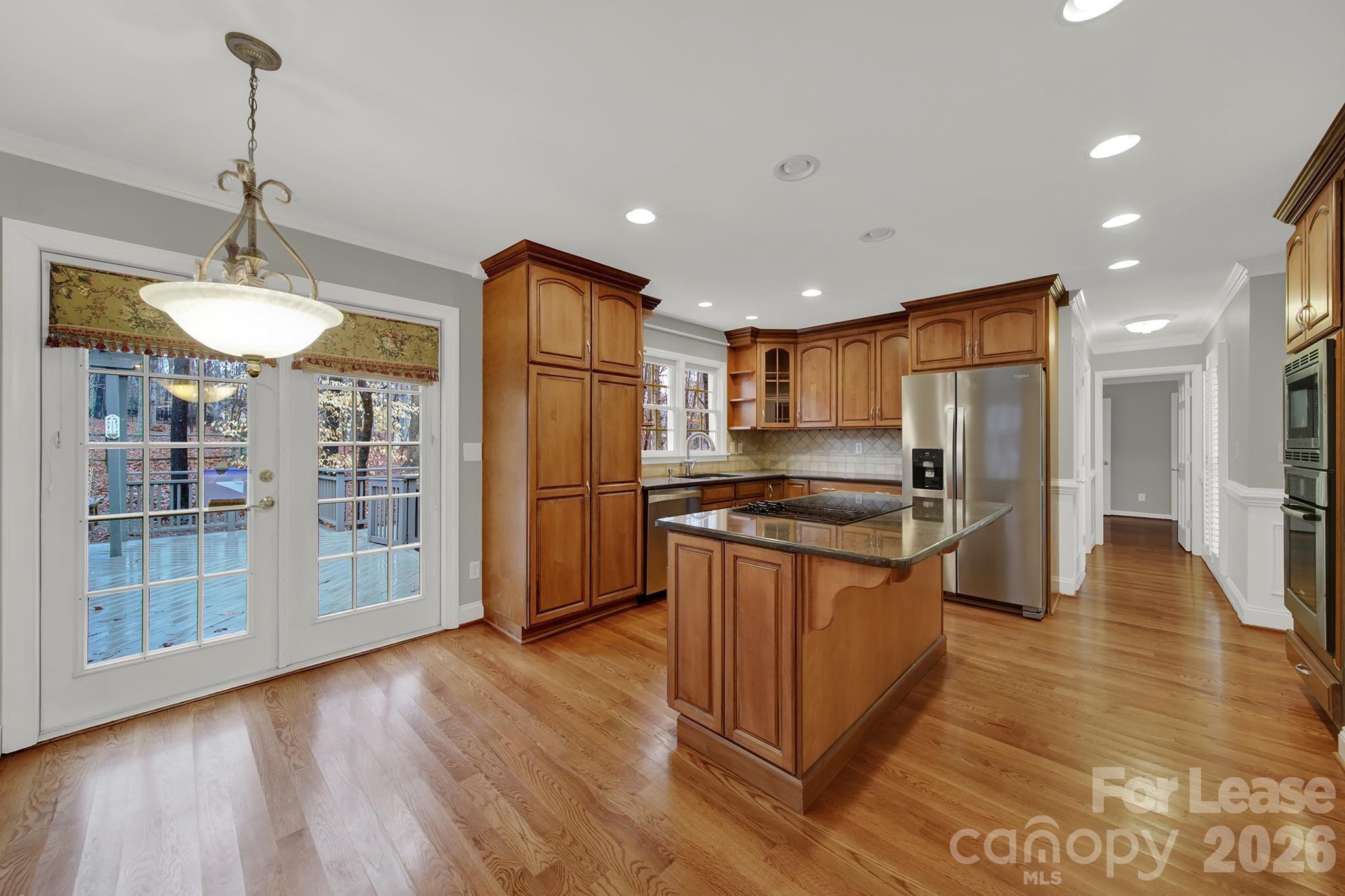 1300 Home Place Property Photo 10