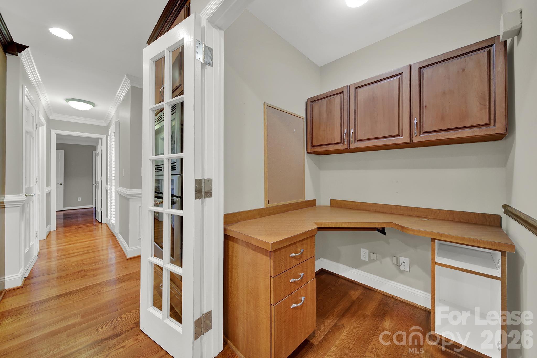1300 Home Place Property Photo 12