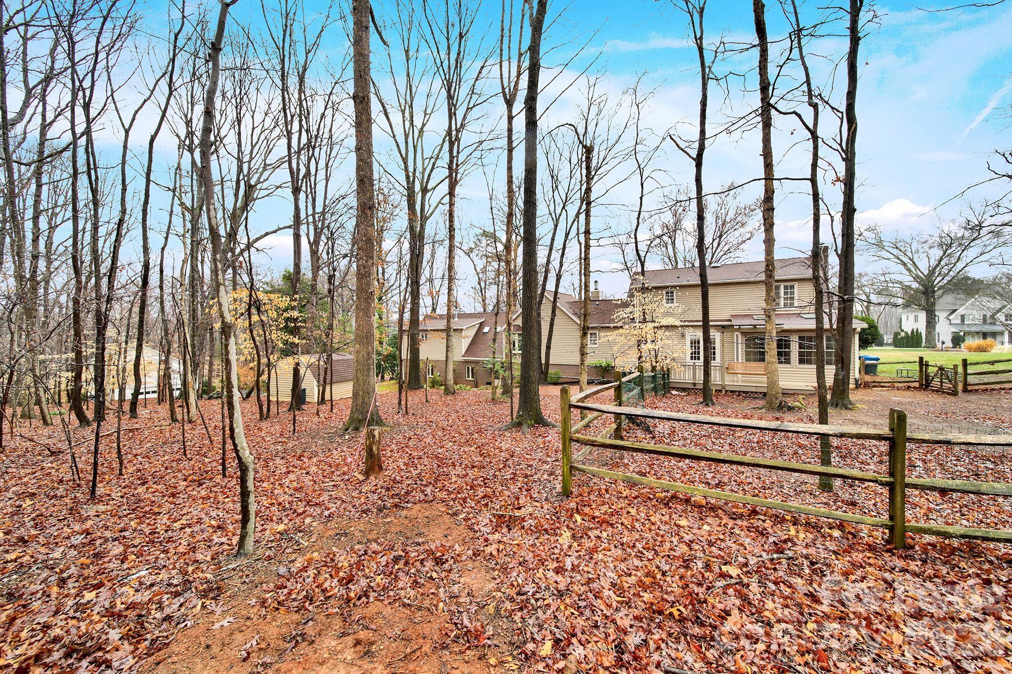 1300 Home Place Property Photo 36