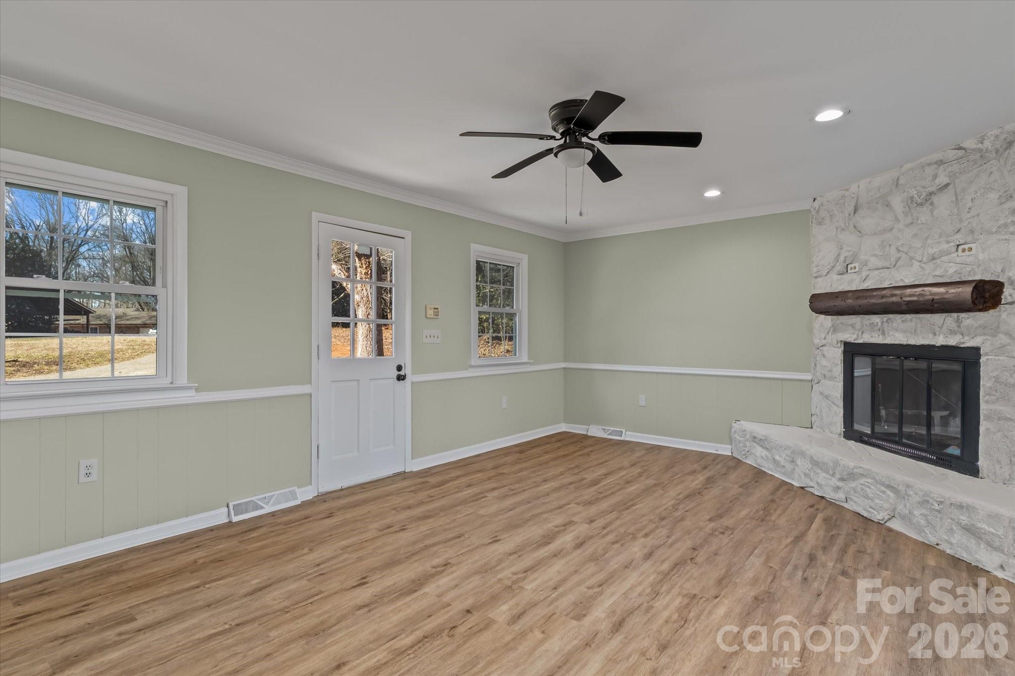 188 Mary Circle Property Photo 12
