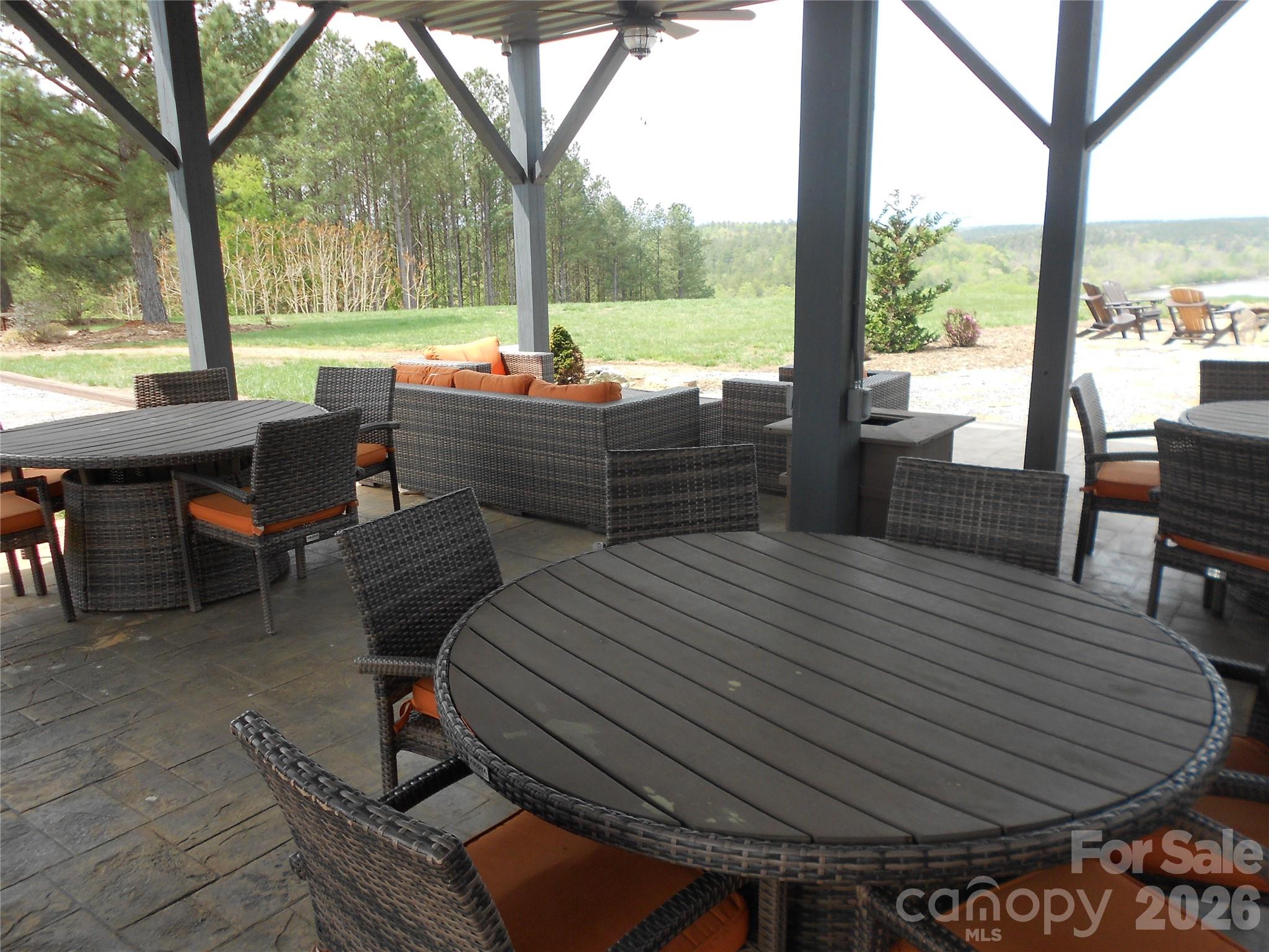 101, 107 Table Rock Trace Property Photo 19