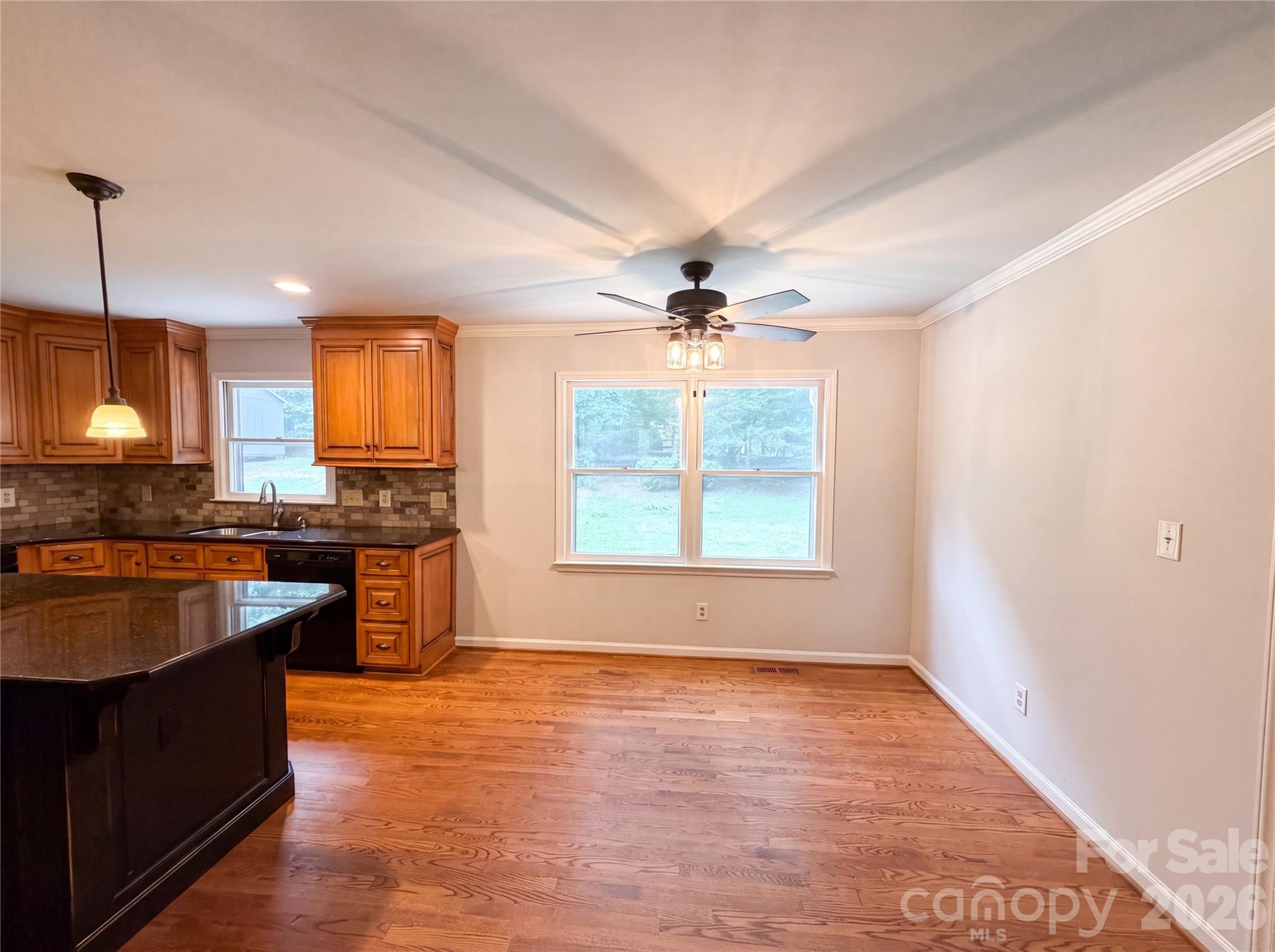 3029 Southampton Circle Property Photo 6