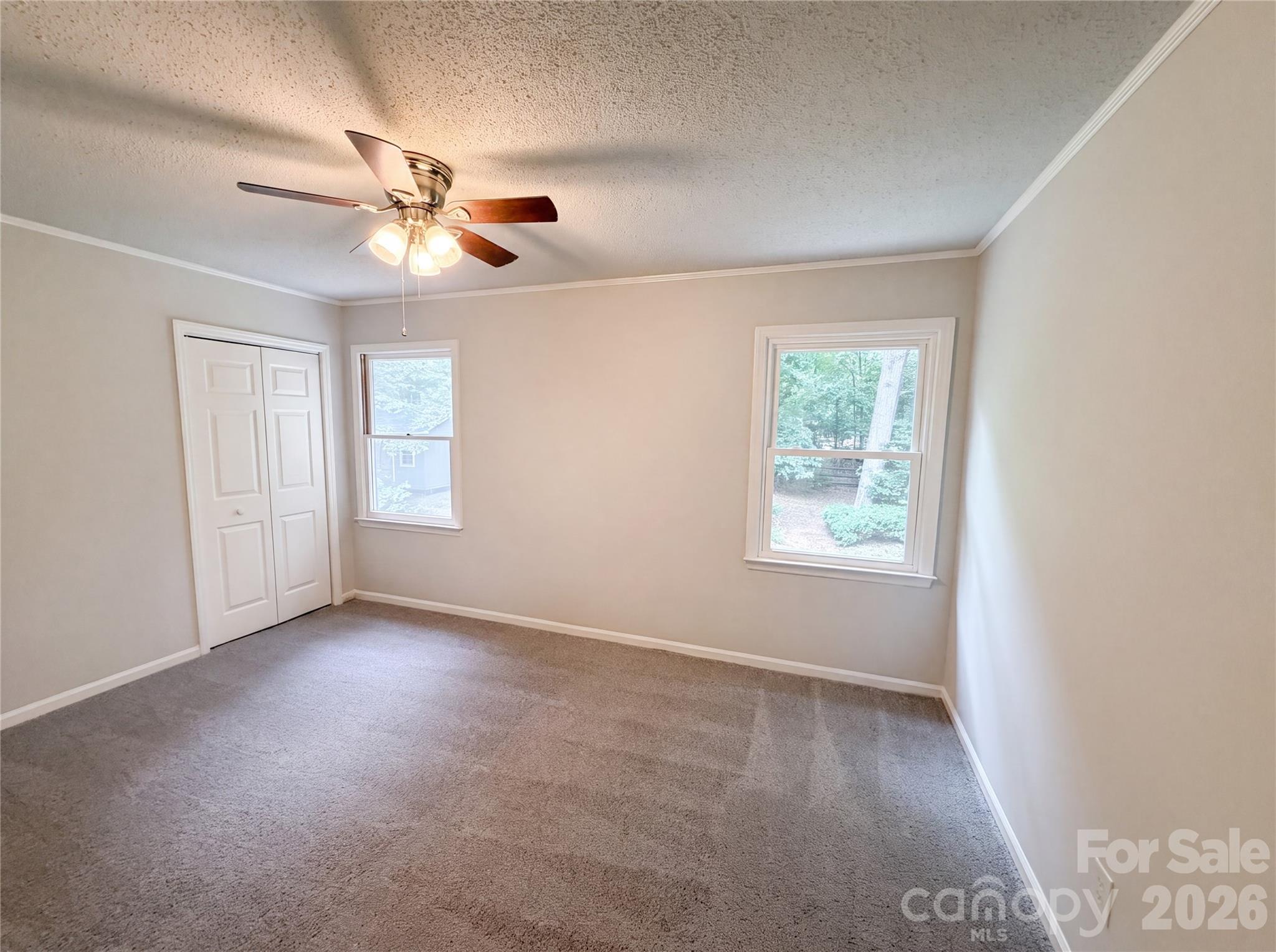 3029 Southampton Circle Property Photo 9