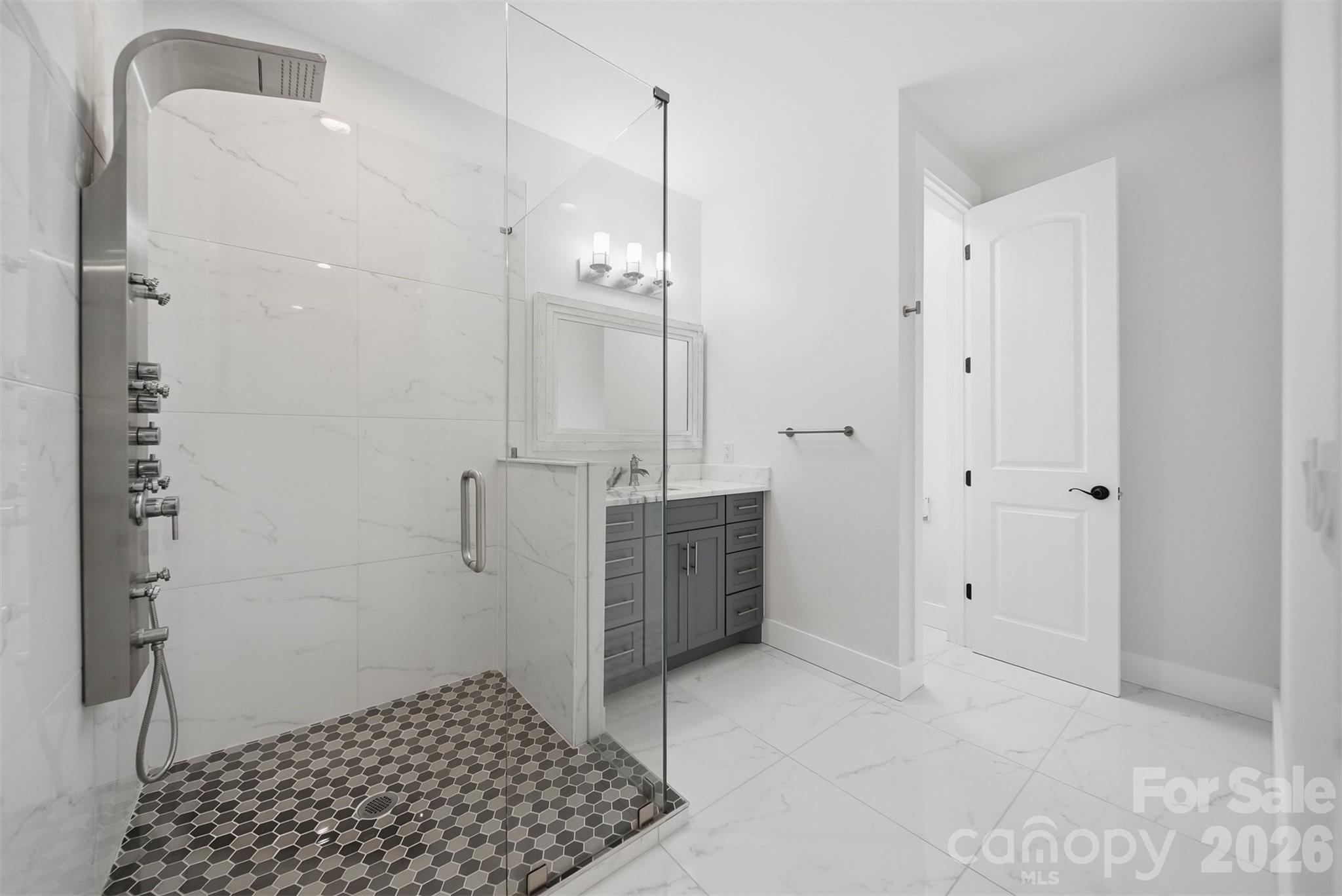 762 River Bend Drive Property Photo 19