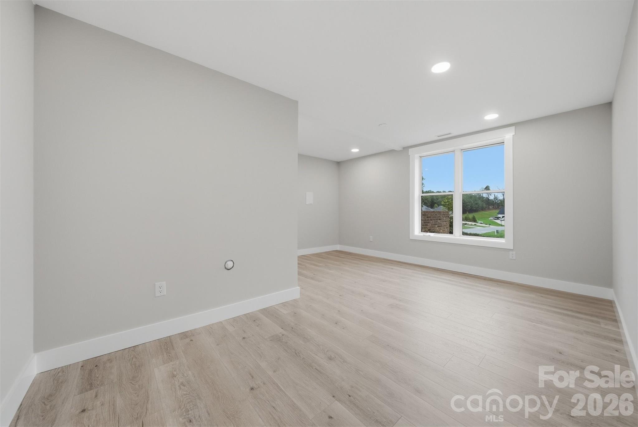 762 River Bend Drive Property Photo 37
