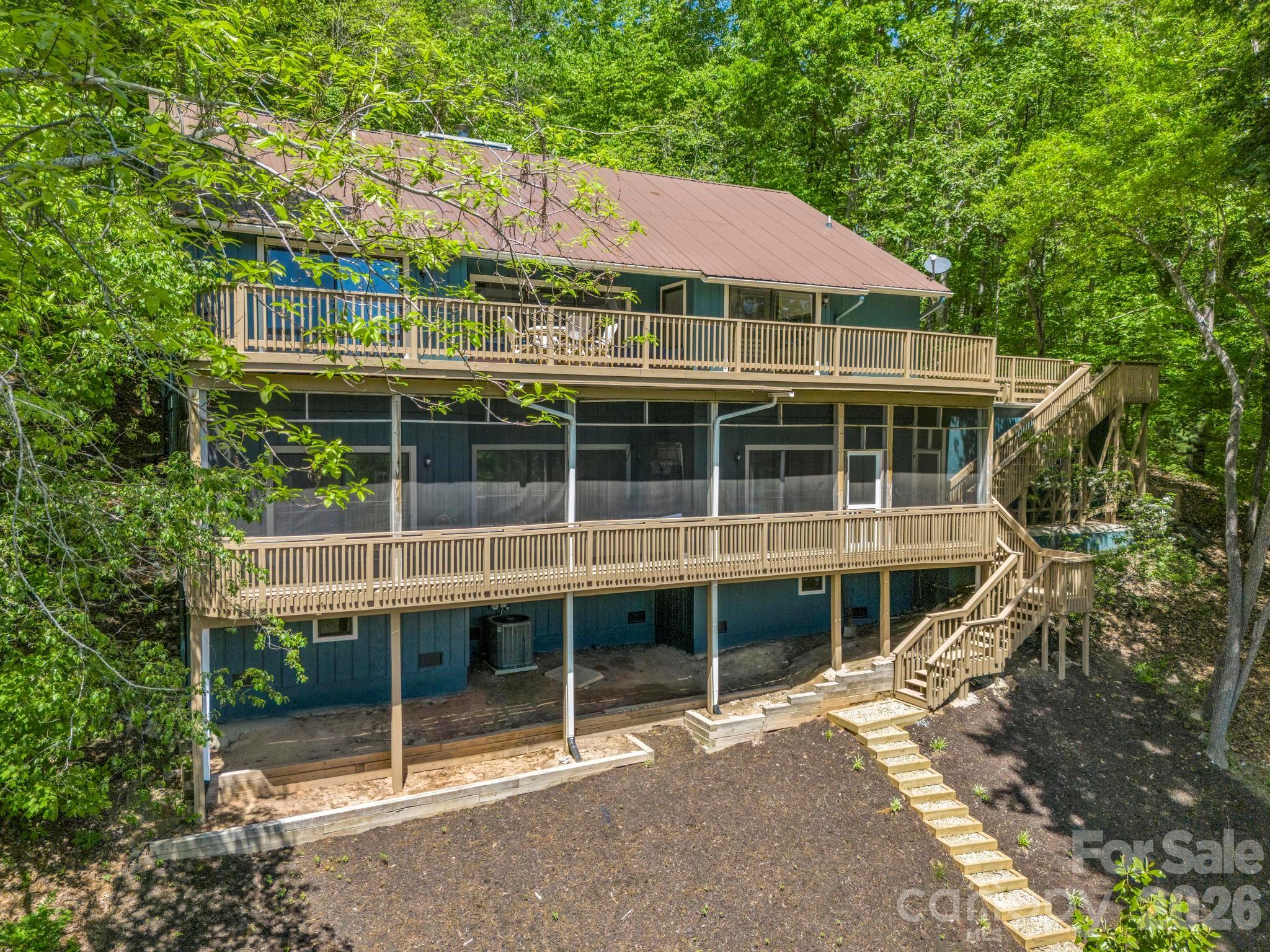 255 Gateway Drive 5 Property Photo 11