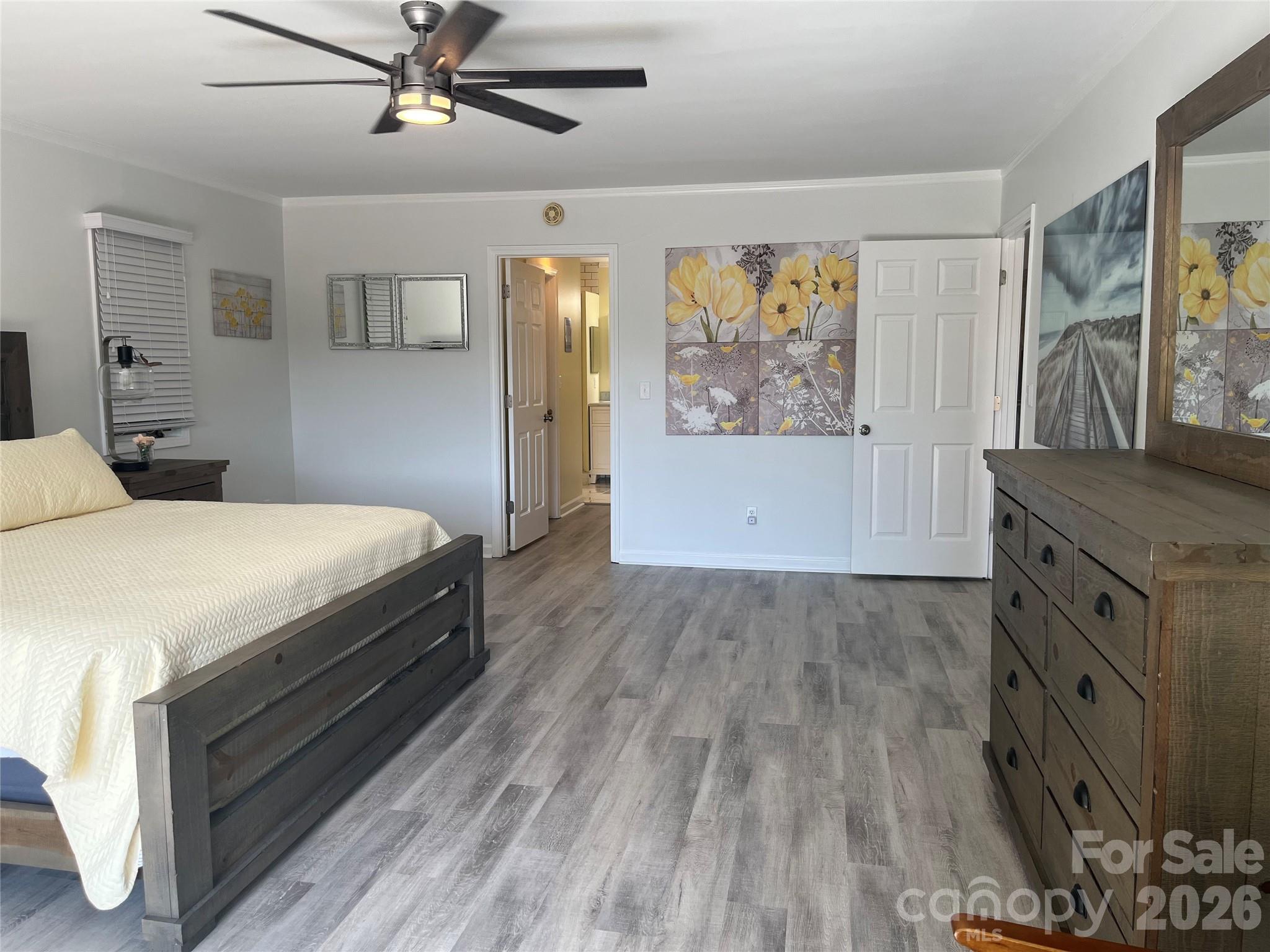 255 Gateway Drive 5 Property Photo 18