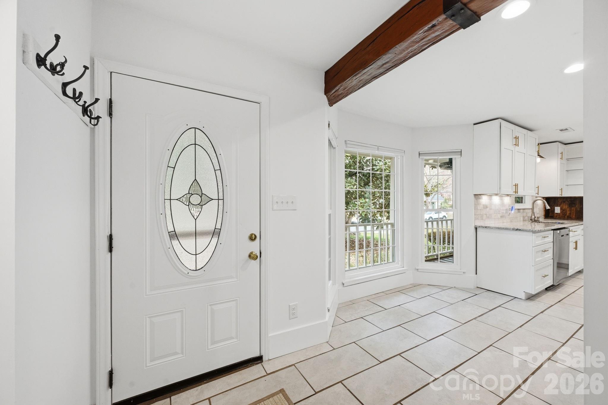 2717 Olde Whitehall Road Property Photo 4