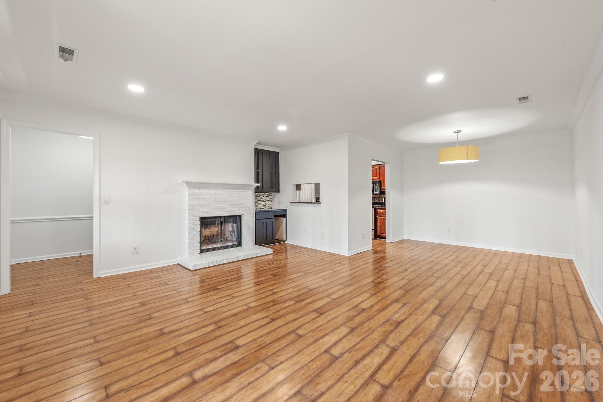 3507 Colony Crossing Drive Property Photo 2