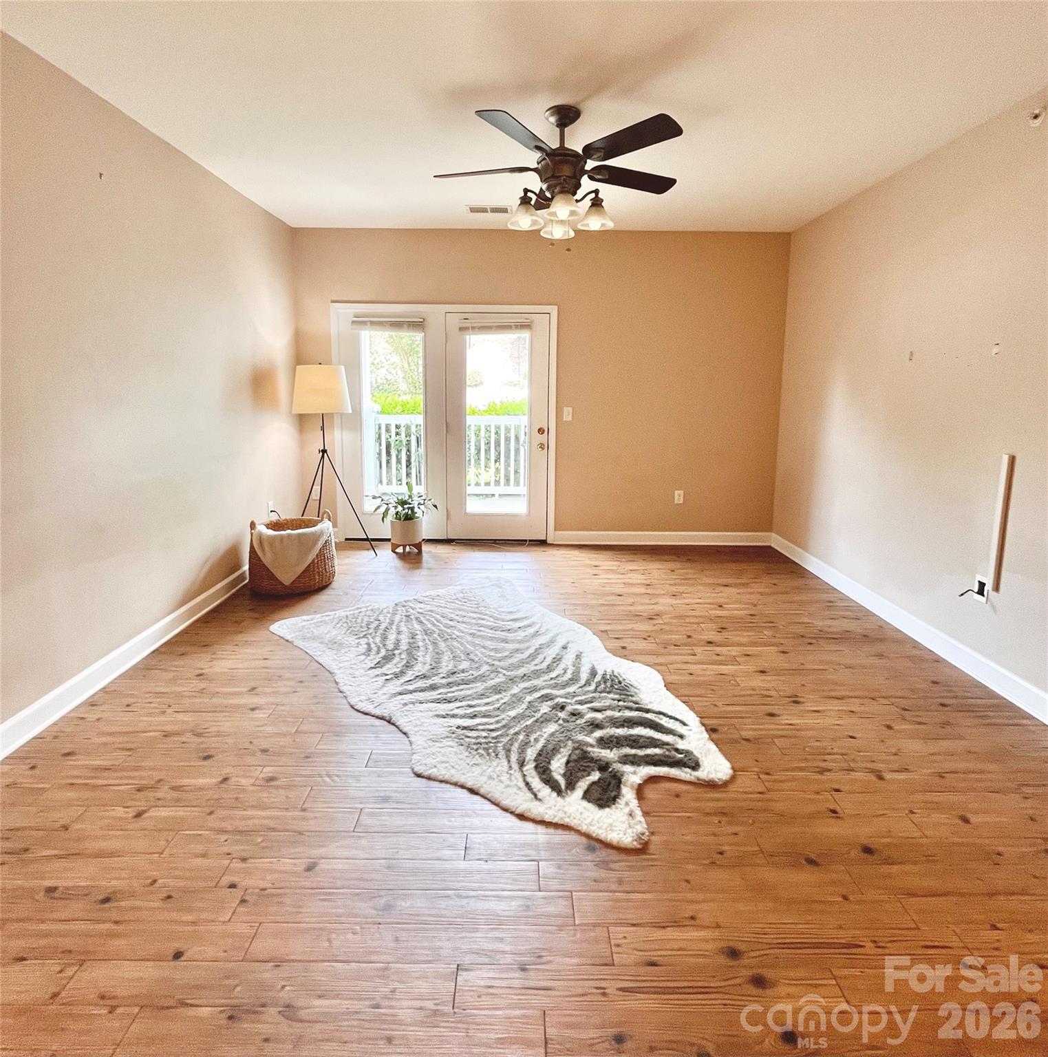 11264 Hyde Pointe Court Property Photo 9