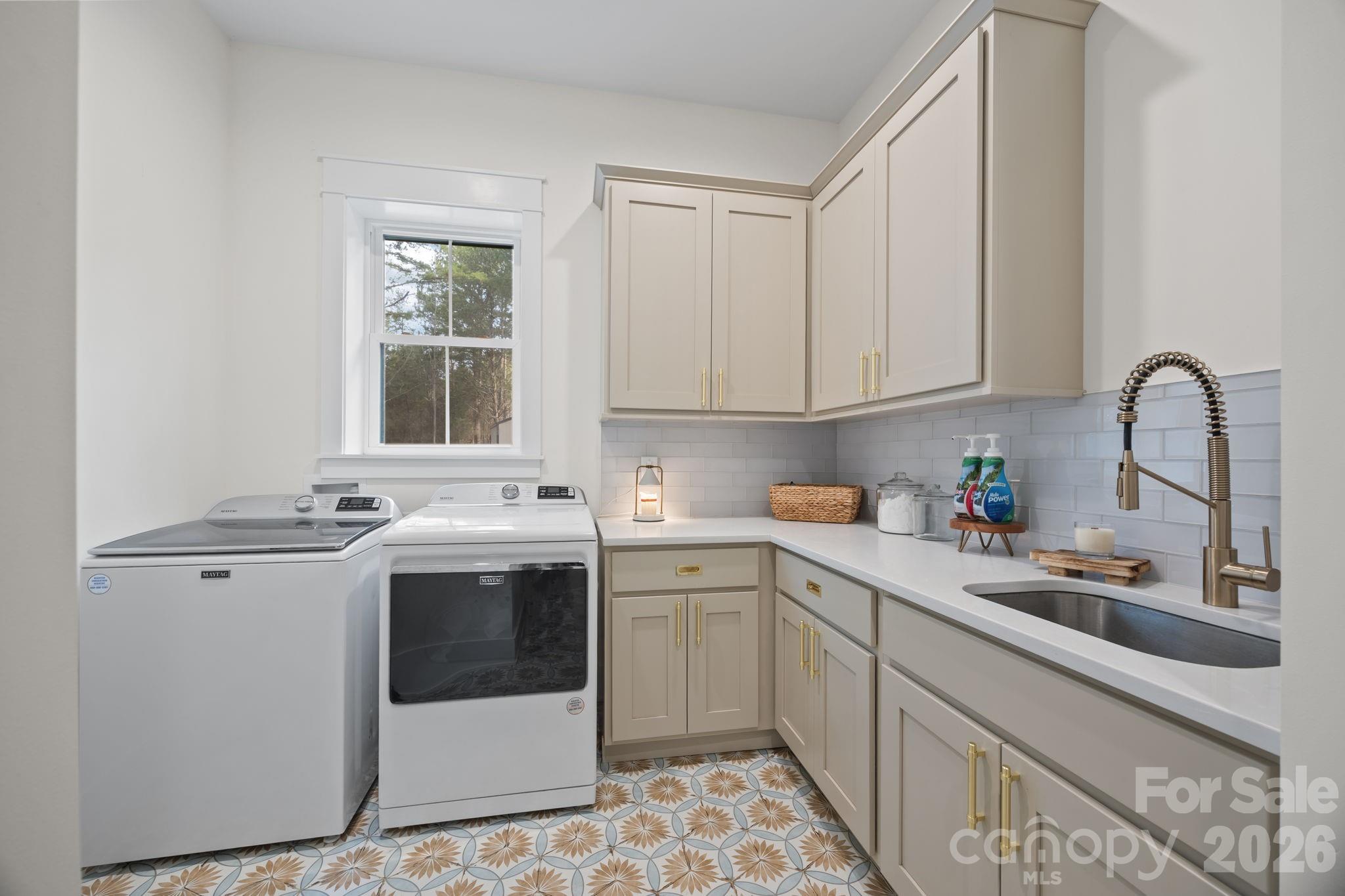465 Baxx Drive Property Photo 23