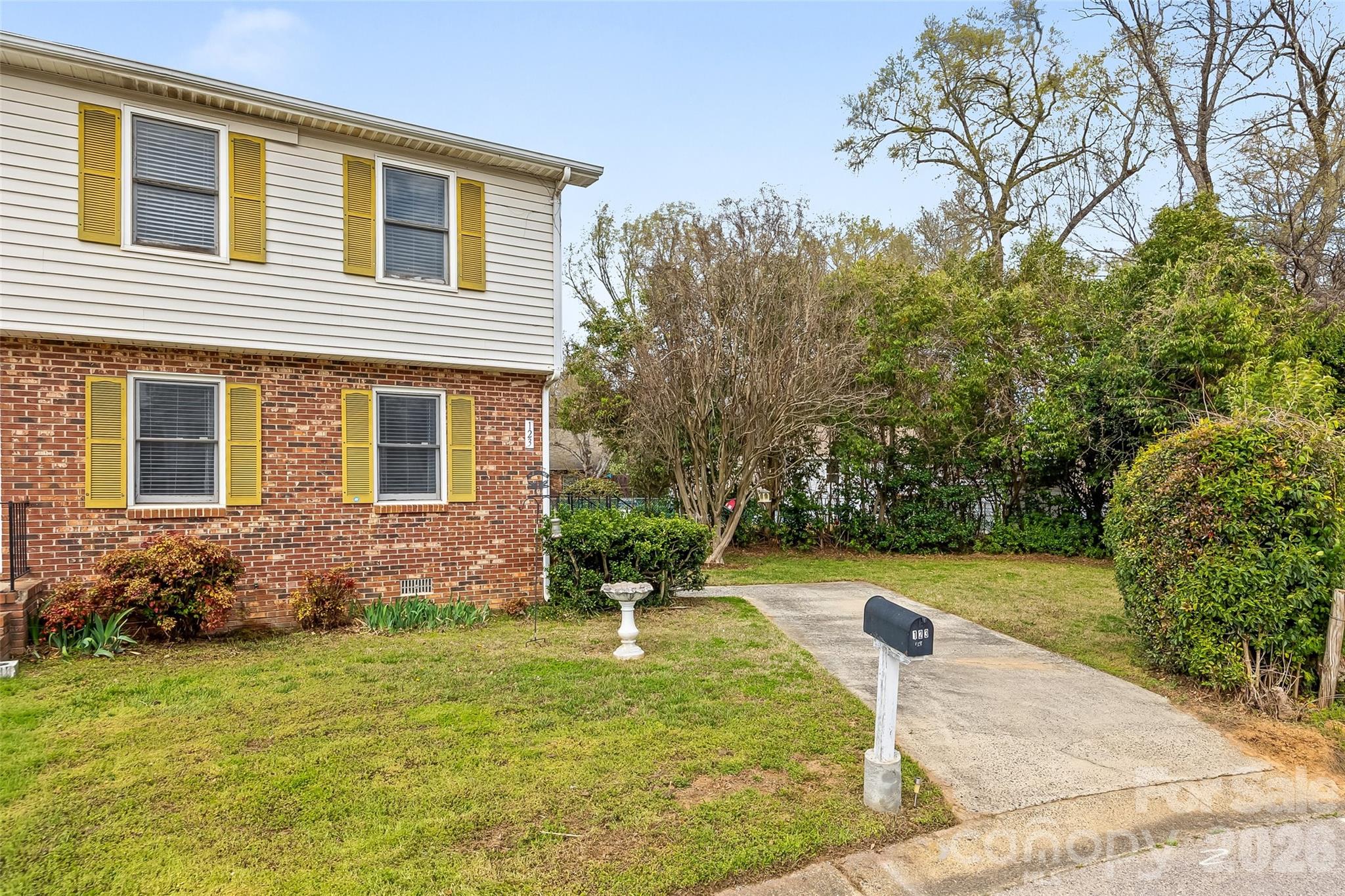 123 Neely Court Property Photo 22