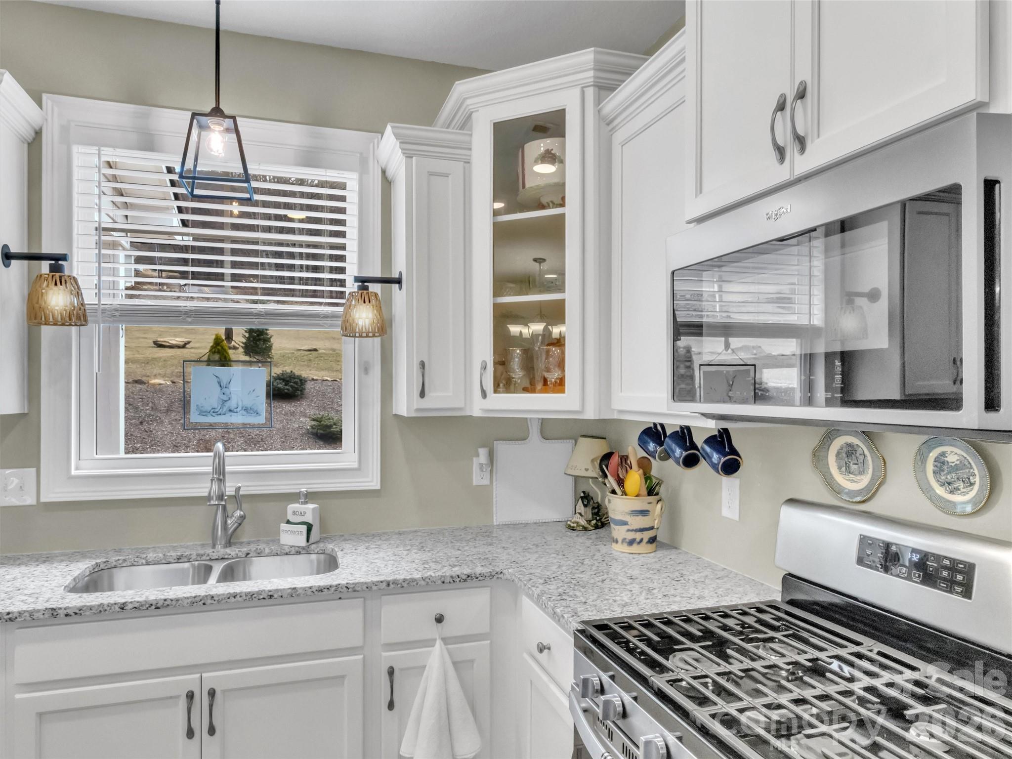 605 Red Bank Road 9 Property Photo 8