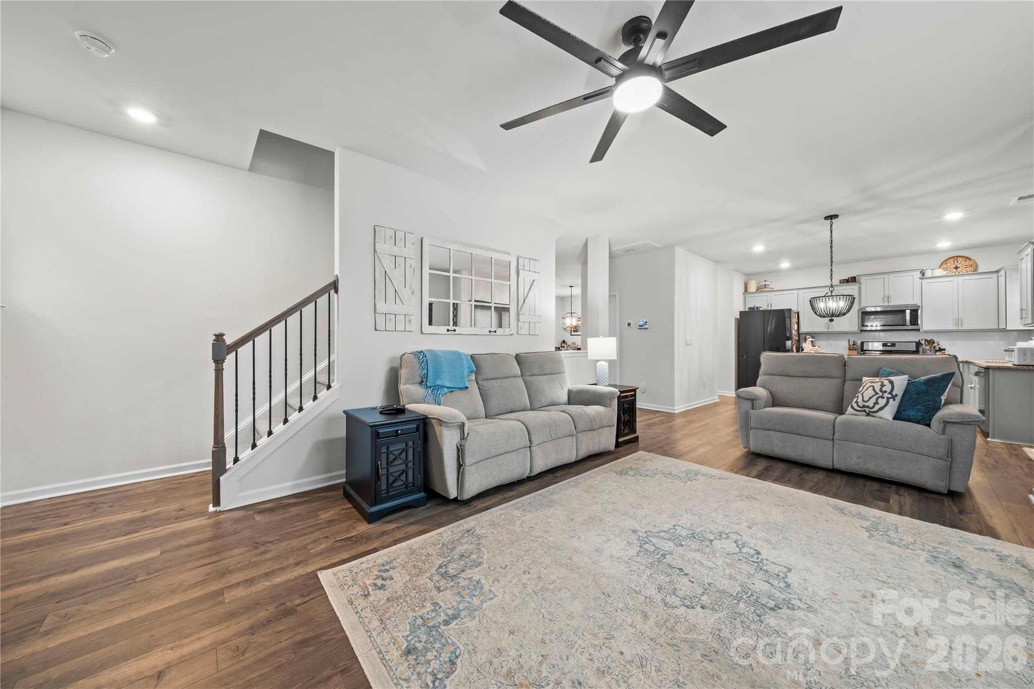 7549 Stonehouse Drive Property Photo 11