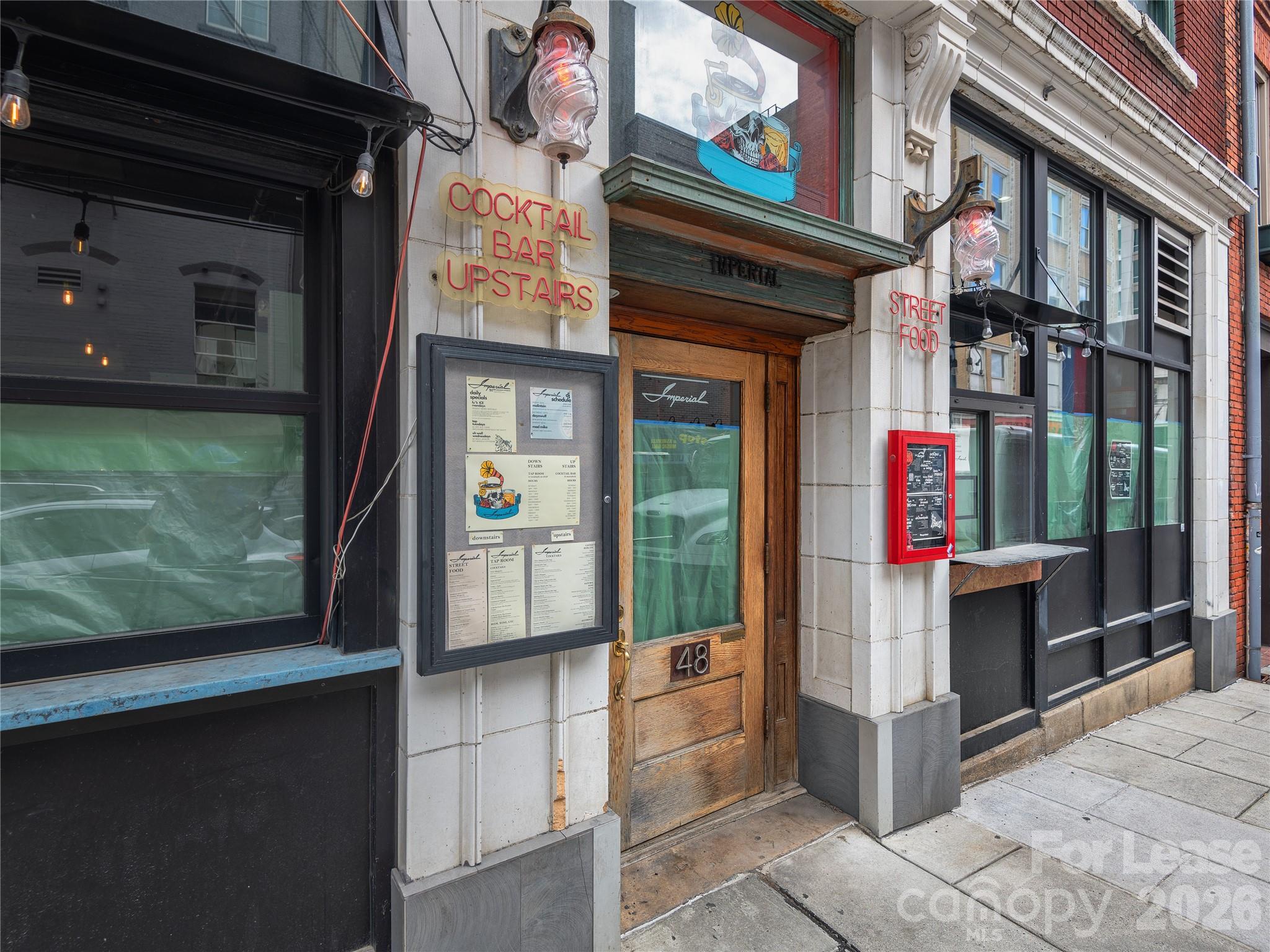48 College Street Property Photo 3