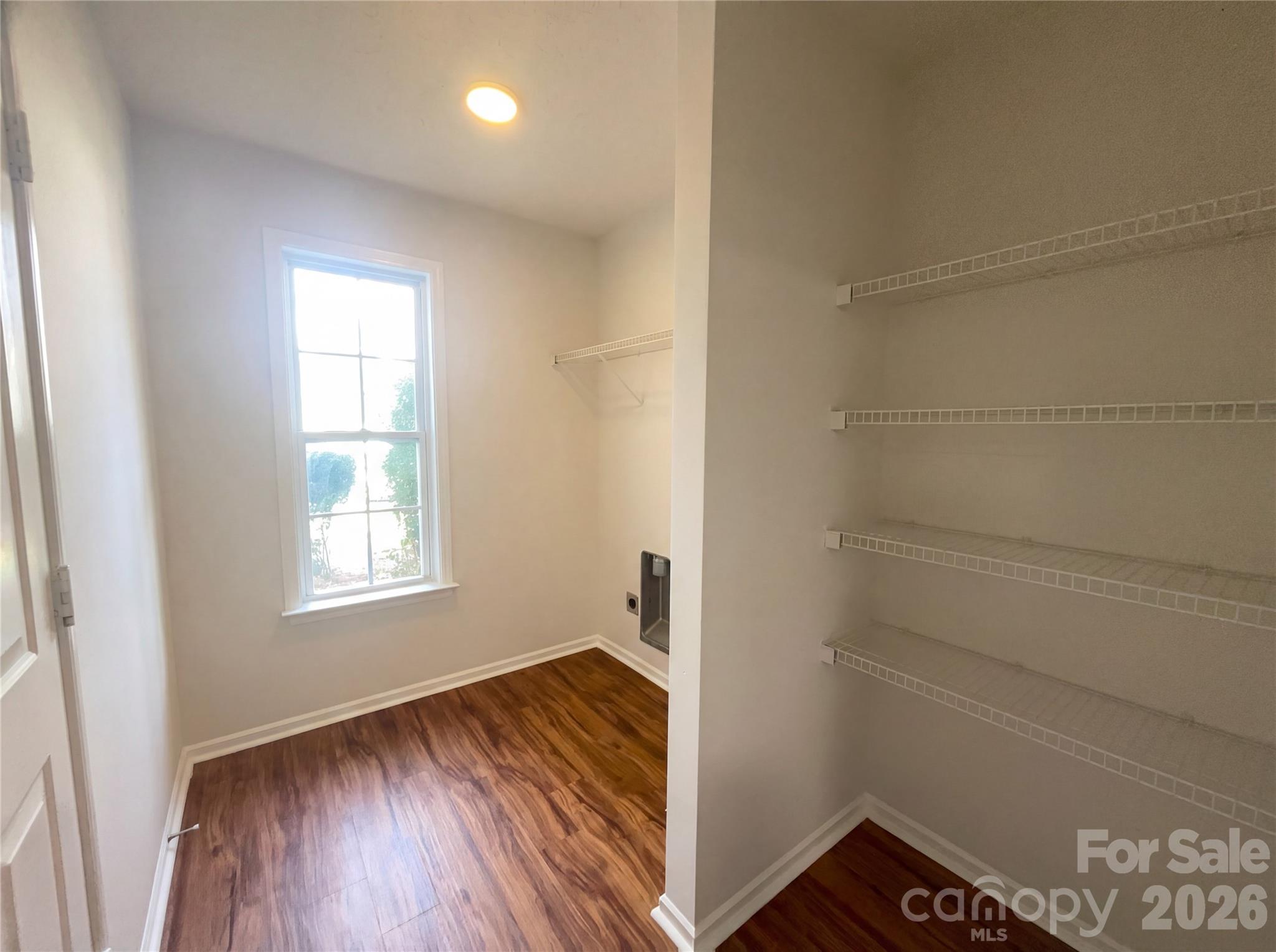 644 Carybrook Court Property Photo 10