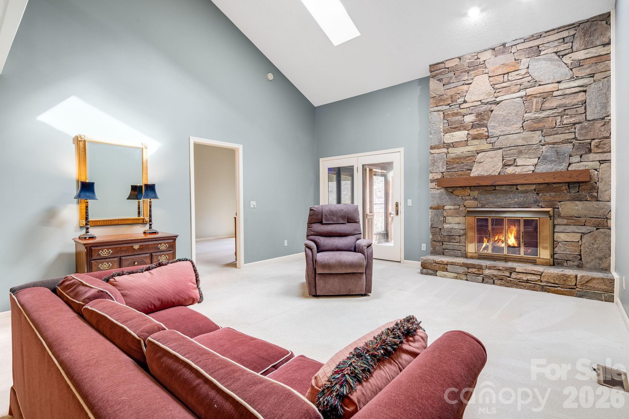 1104 Red Oak Drive Property Photo 13