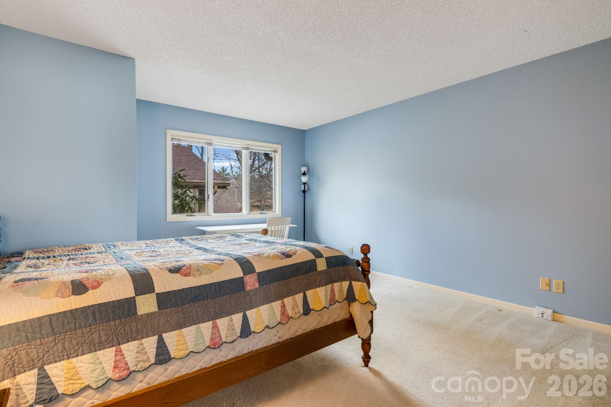 1104 Red Oak Drive Property Photo 15