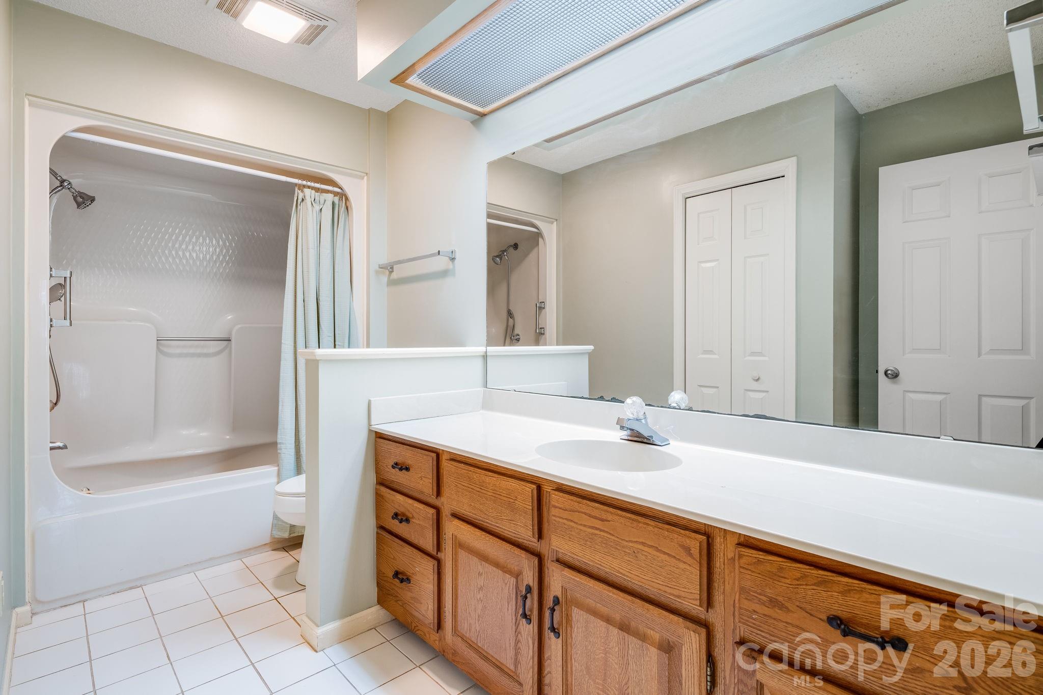 1104 Red Oak Drive Property Photo 21