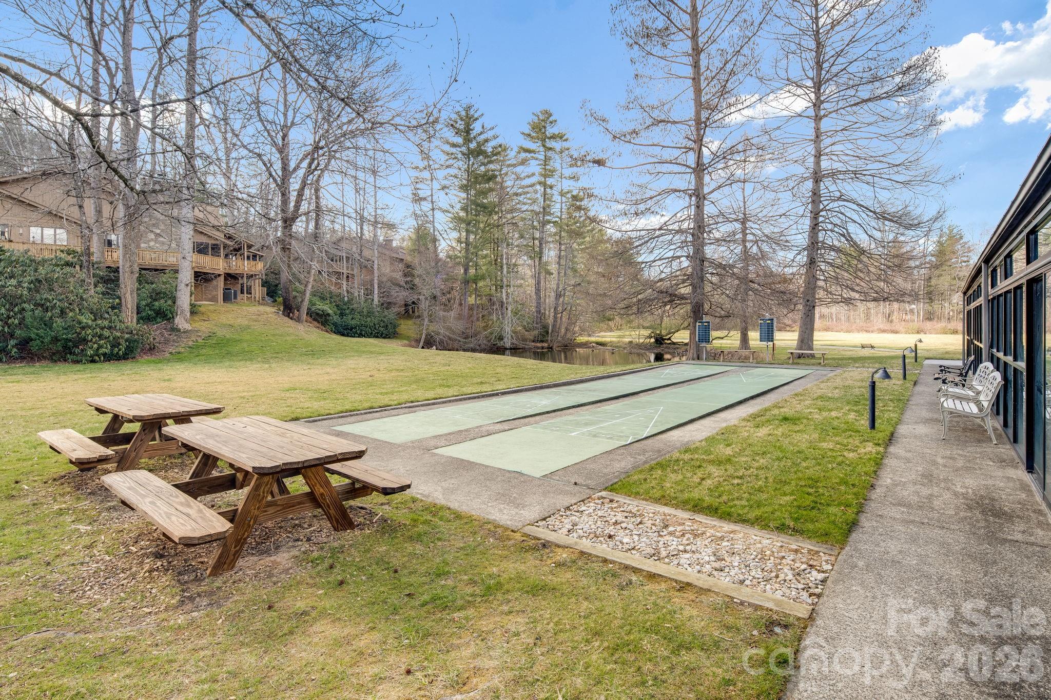 1104 Red Oak Drive Property Photo 34