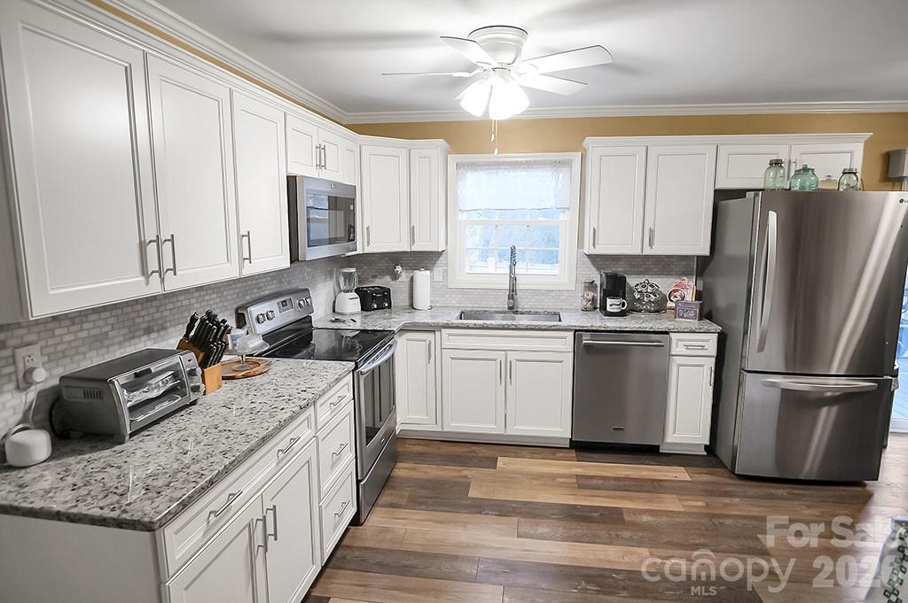 122 Rockman Road Property Photo 32