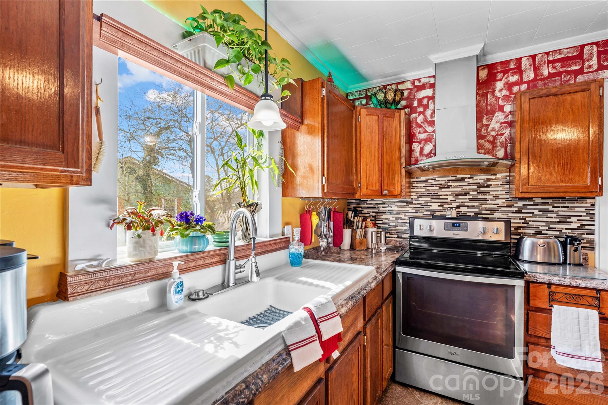1022 Railroad Avenue Property Photo 10