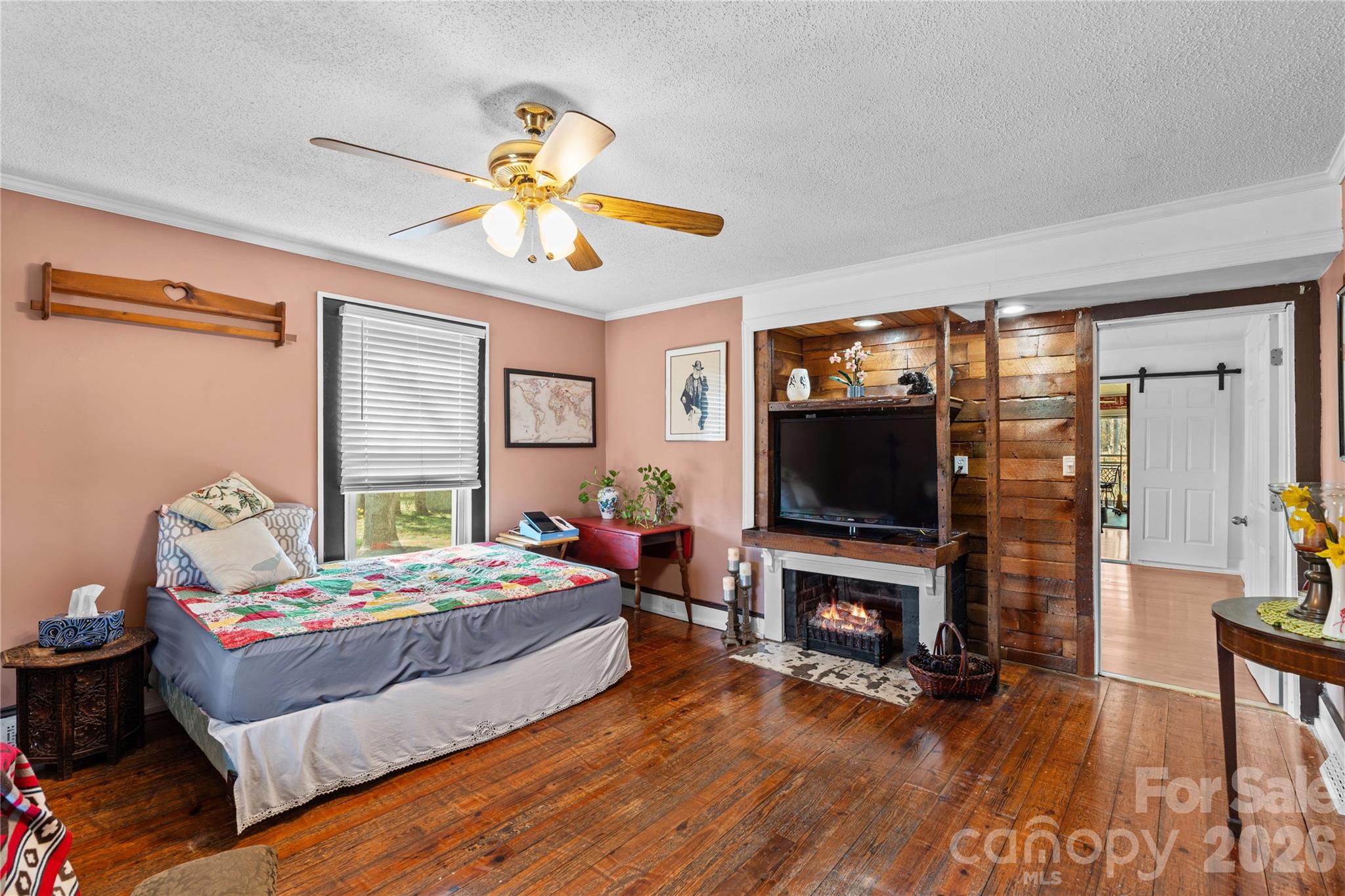 1022 Railroad Avenue Property Photo 16
