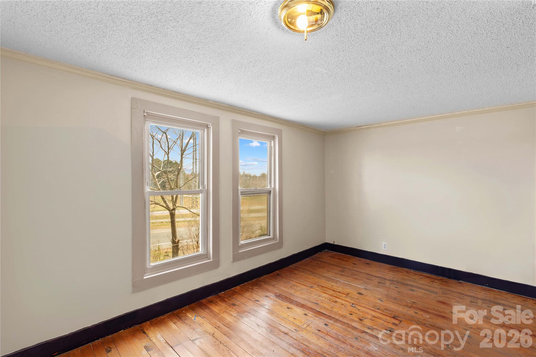 1022 Railroad Avenue Property Photo 28