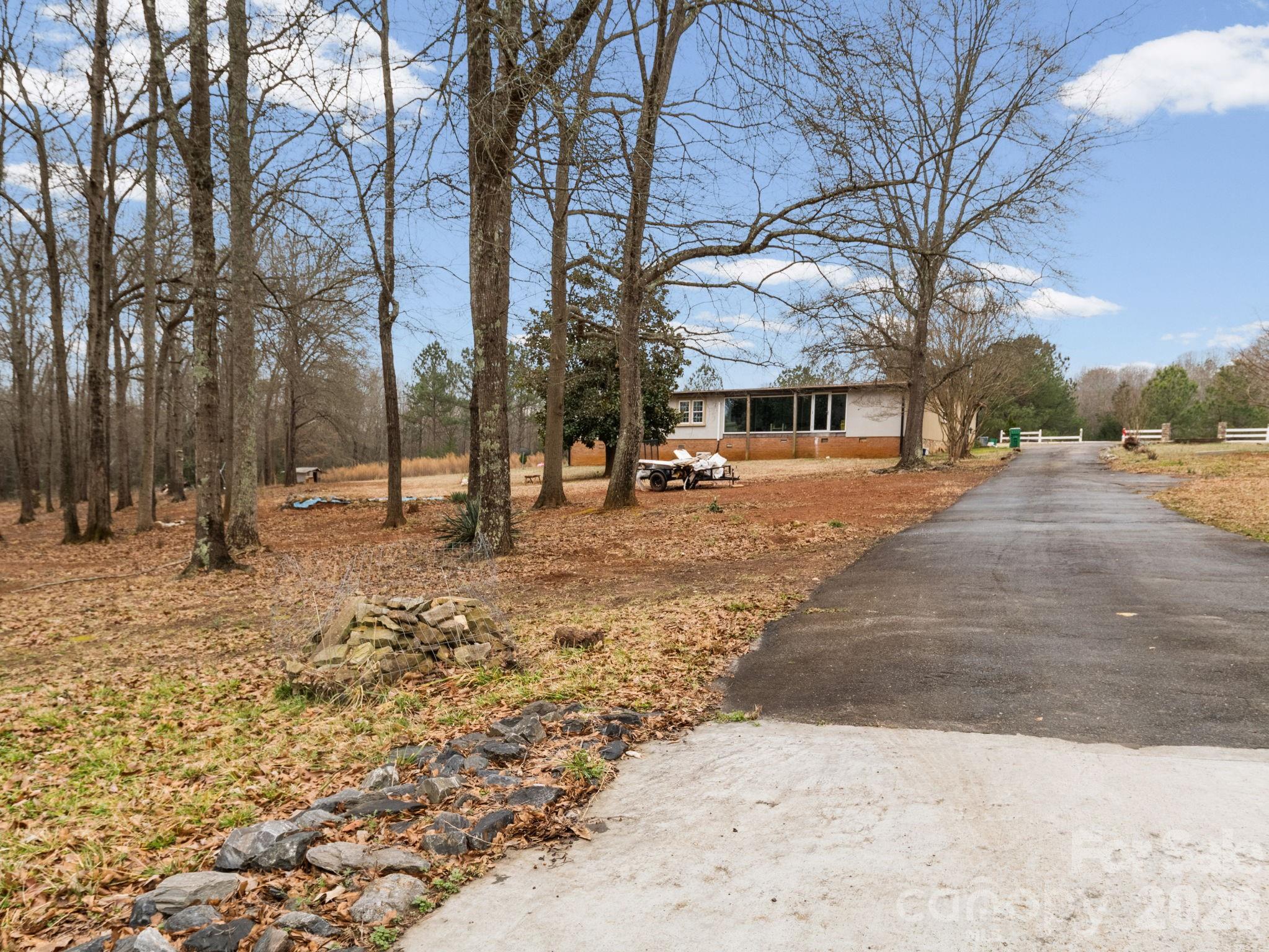 166 Fleece Lane Property Photo 1