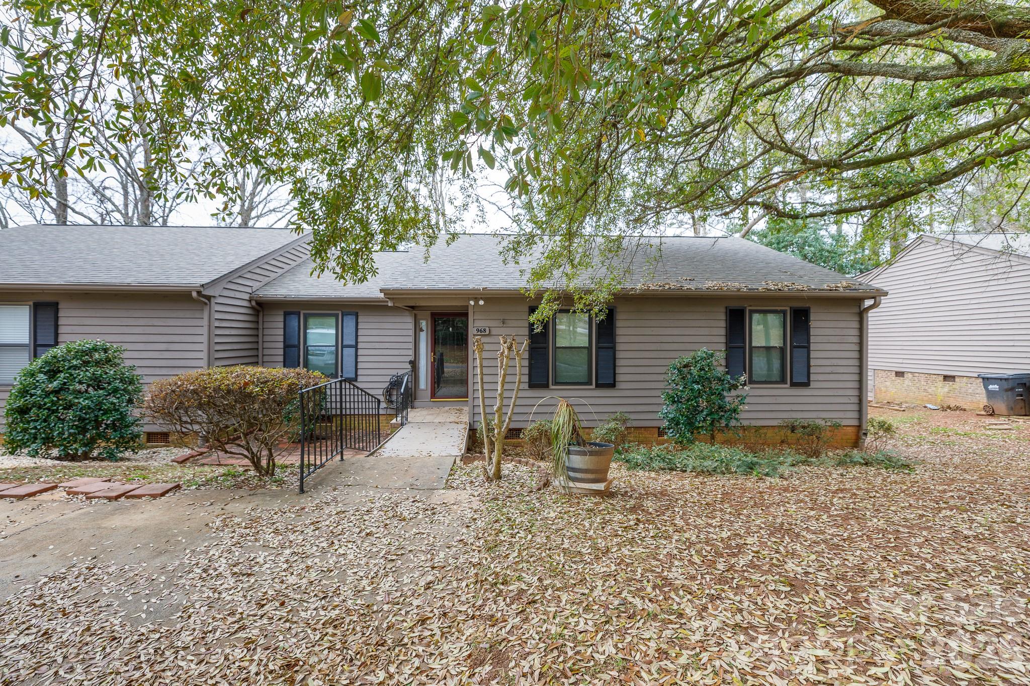 968 Cranberry Circle Property Photo 1