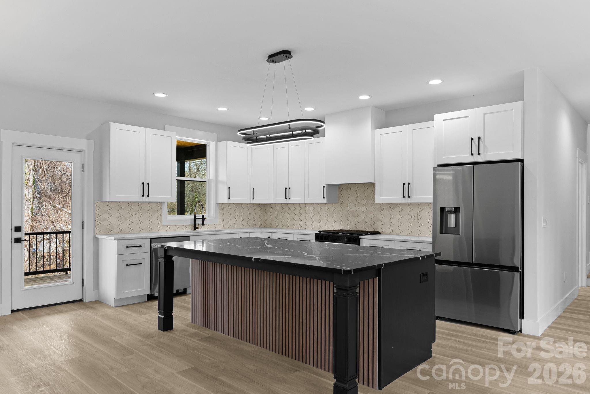 19 E Starnes Cove Road Property Photo 12