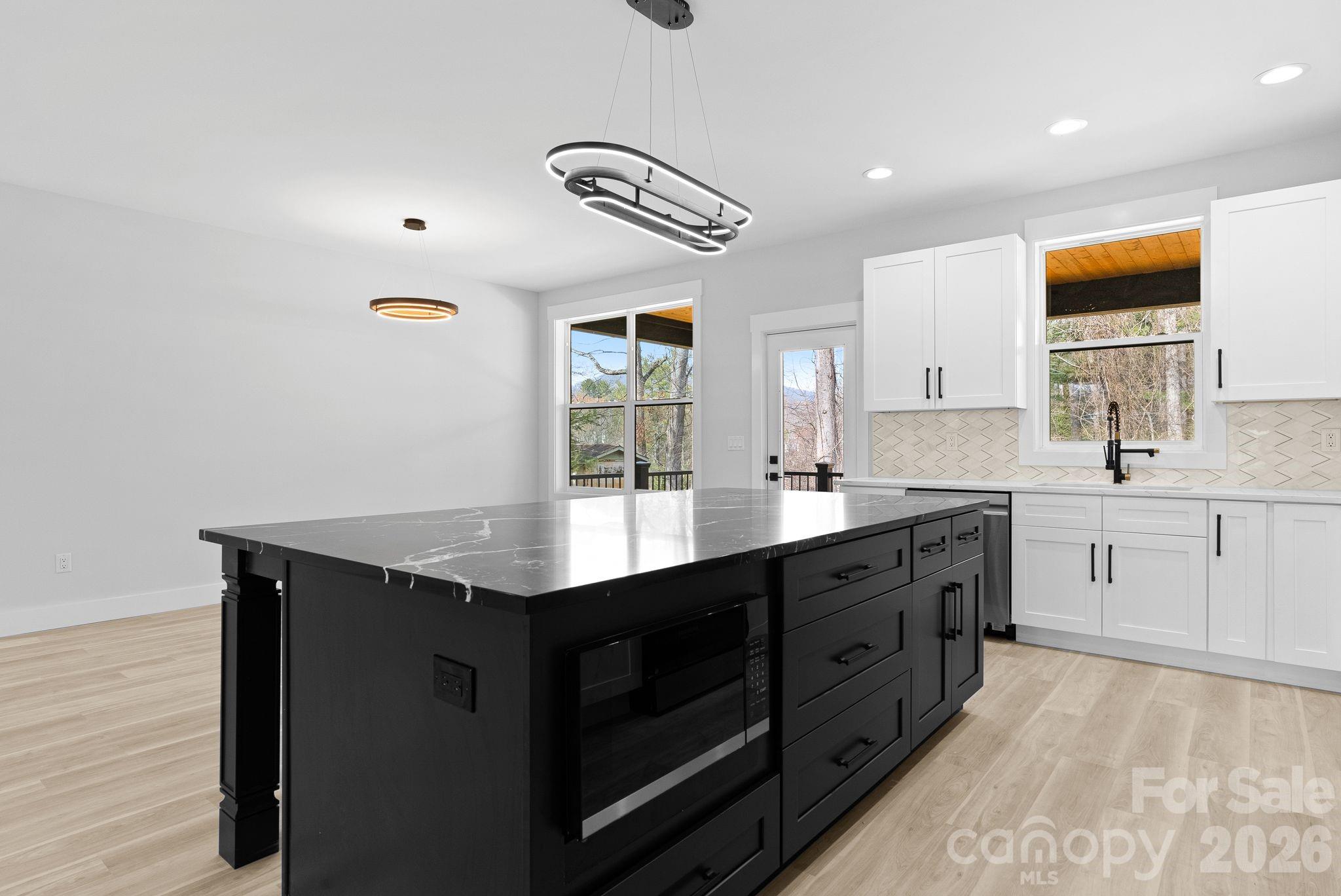 19 E Starnes Cove Road Property Photo 16
