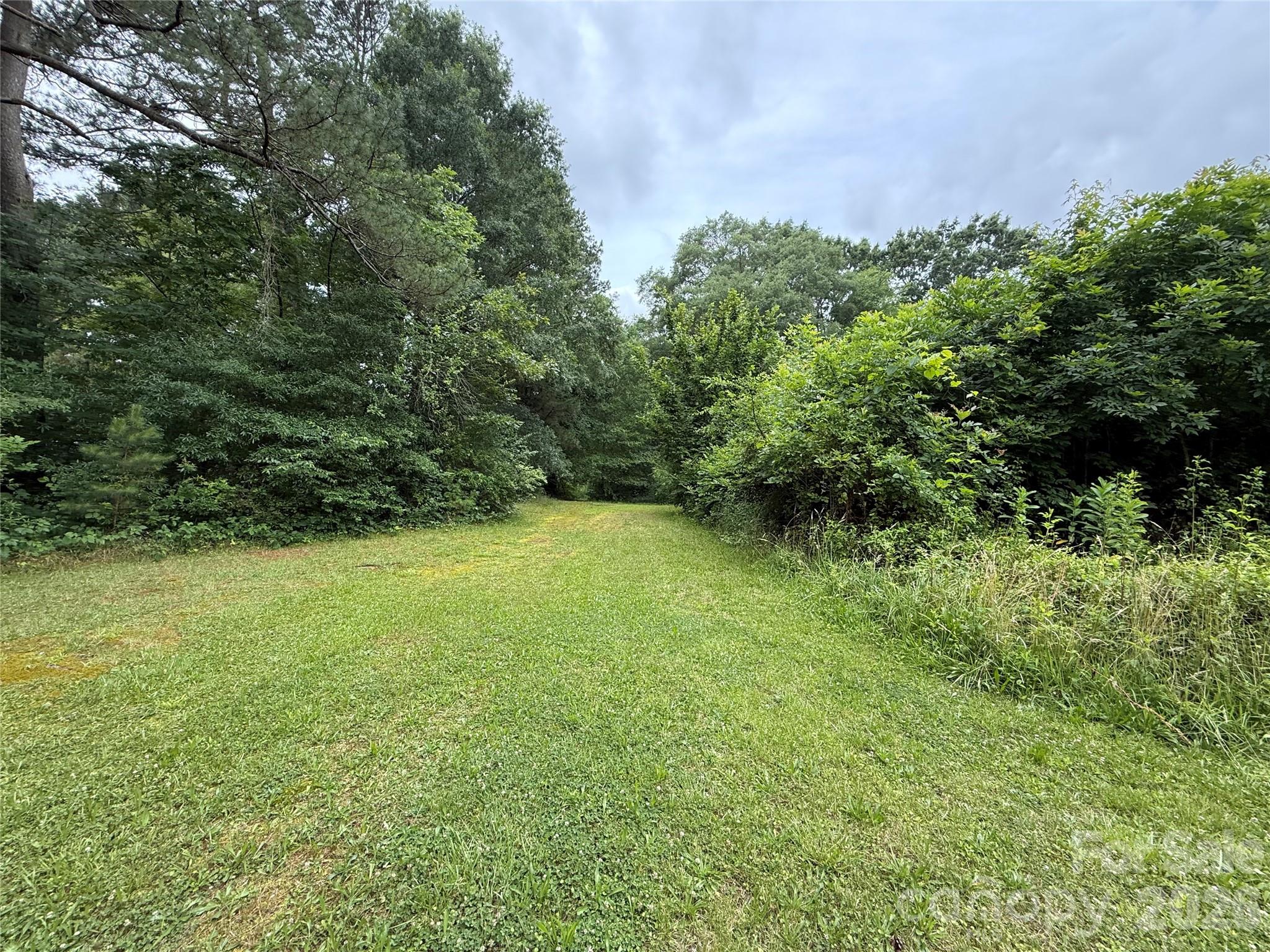 2430 Grubb Ferry Road Property Photo 11