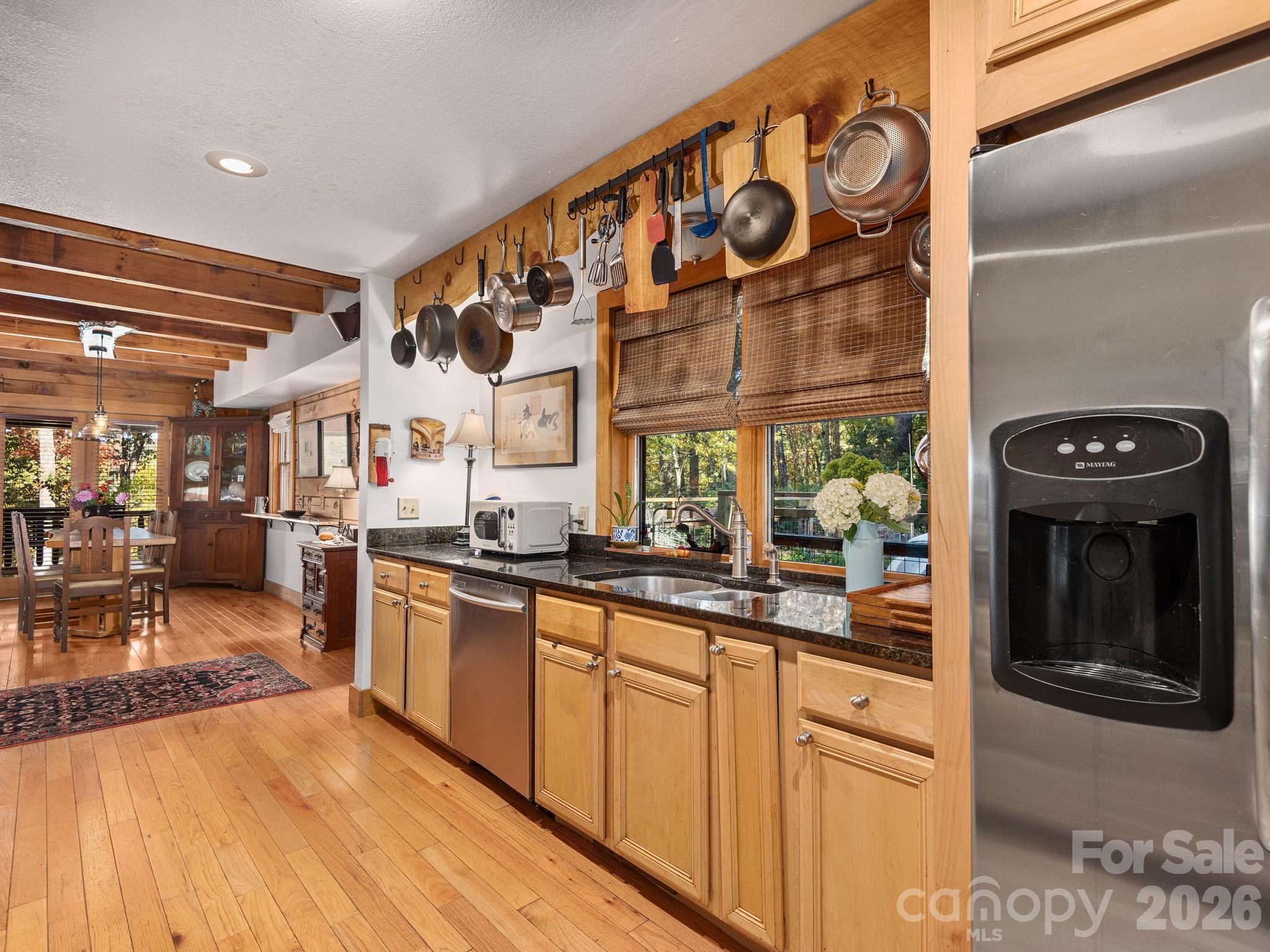 102 And 104 Carriage Drive Property Photo 15