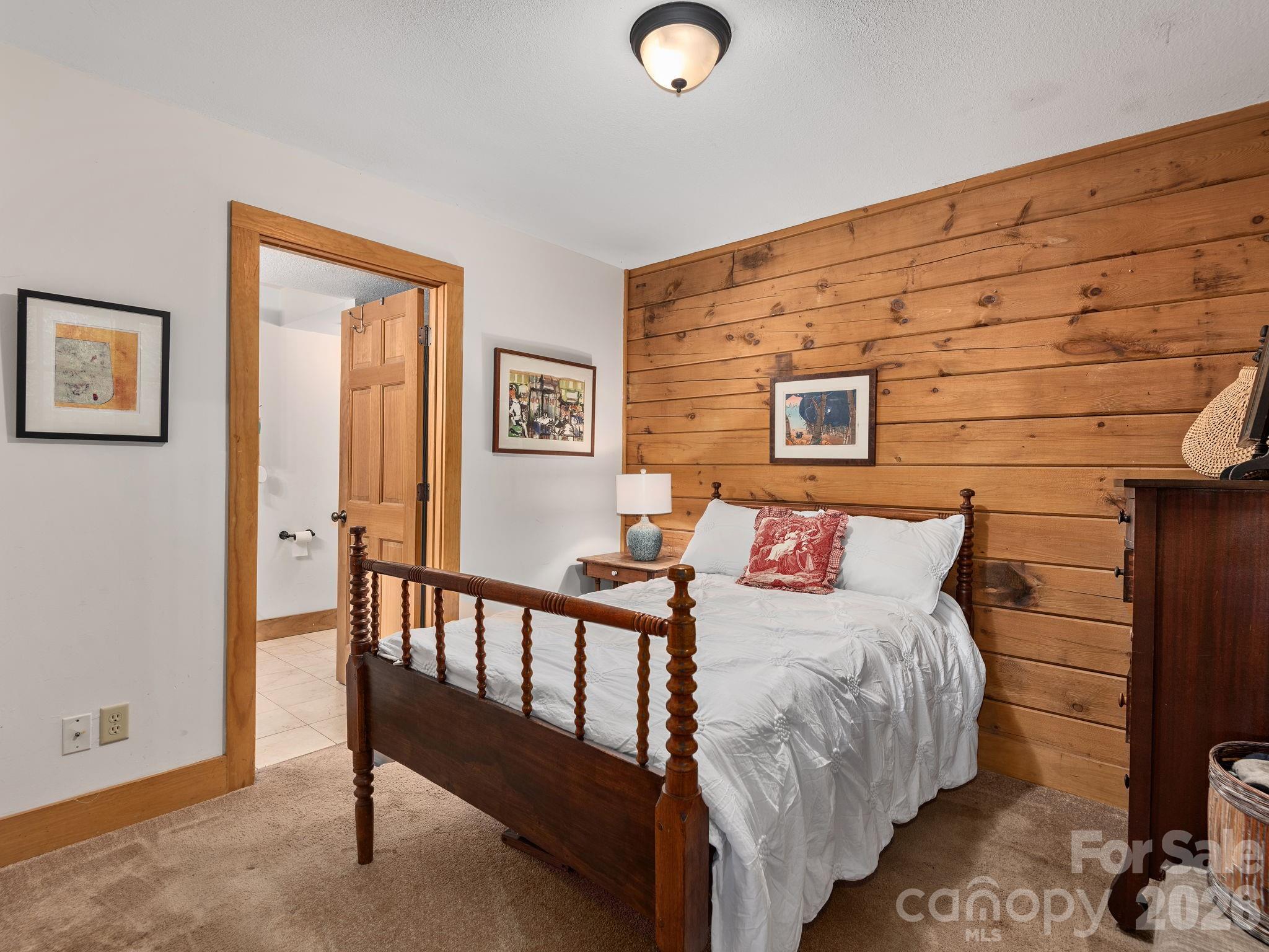 102 And 104 Carriage Drive Property Photo 16
