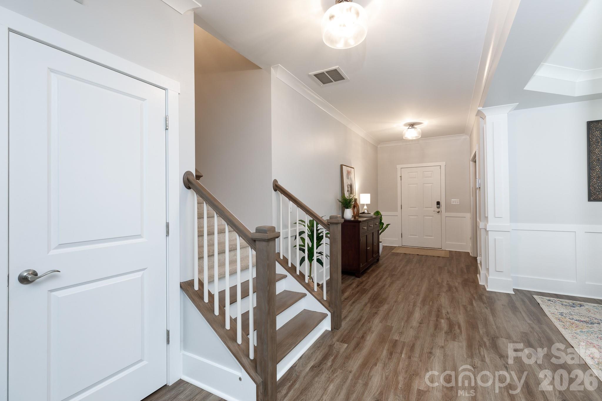 2172 Bluebell Way Property Photo 5