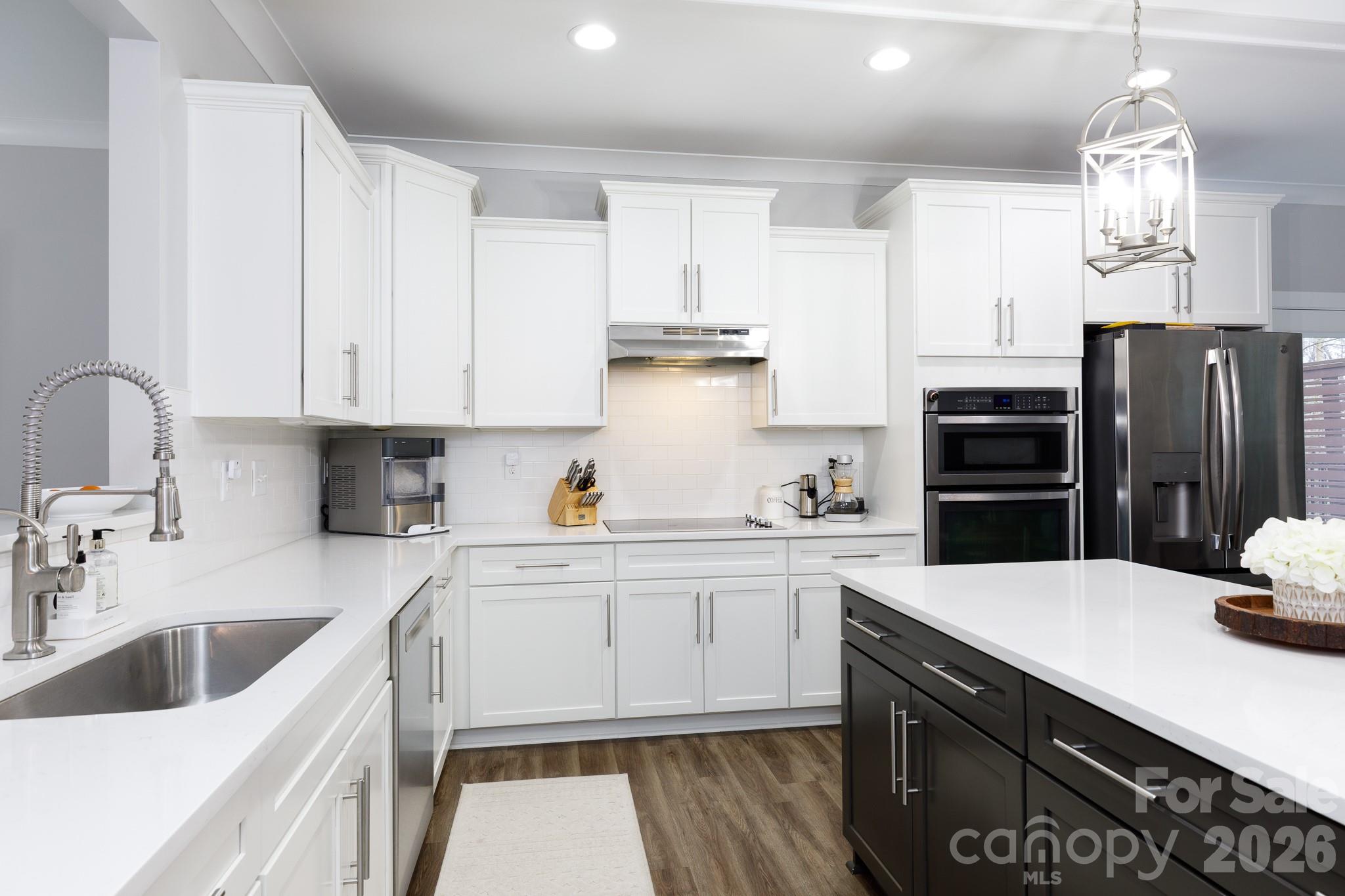 2172 Bluebell Way Property Photo 11