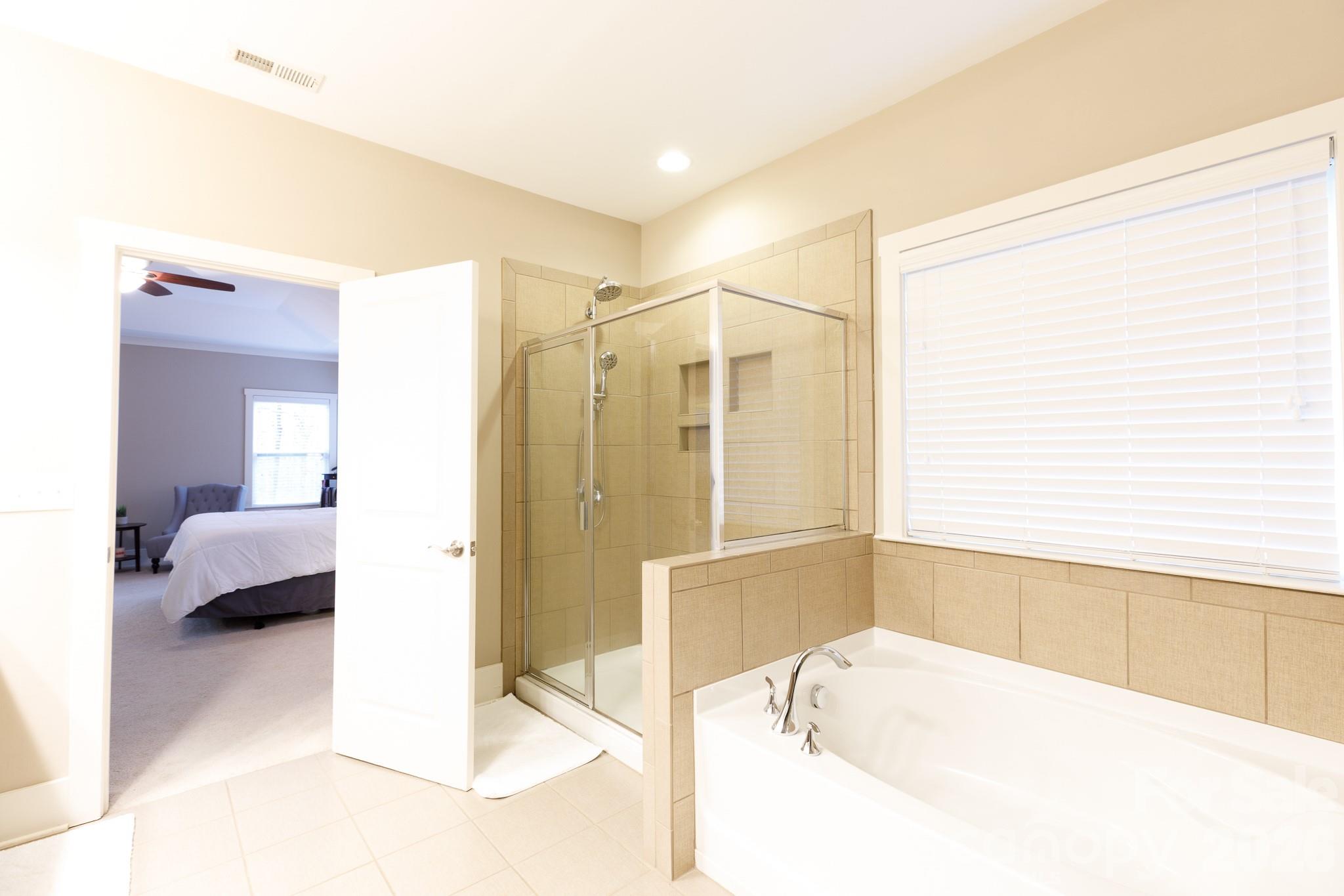 2172 Bluebell Way Property Photo 22