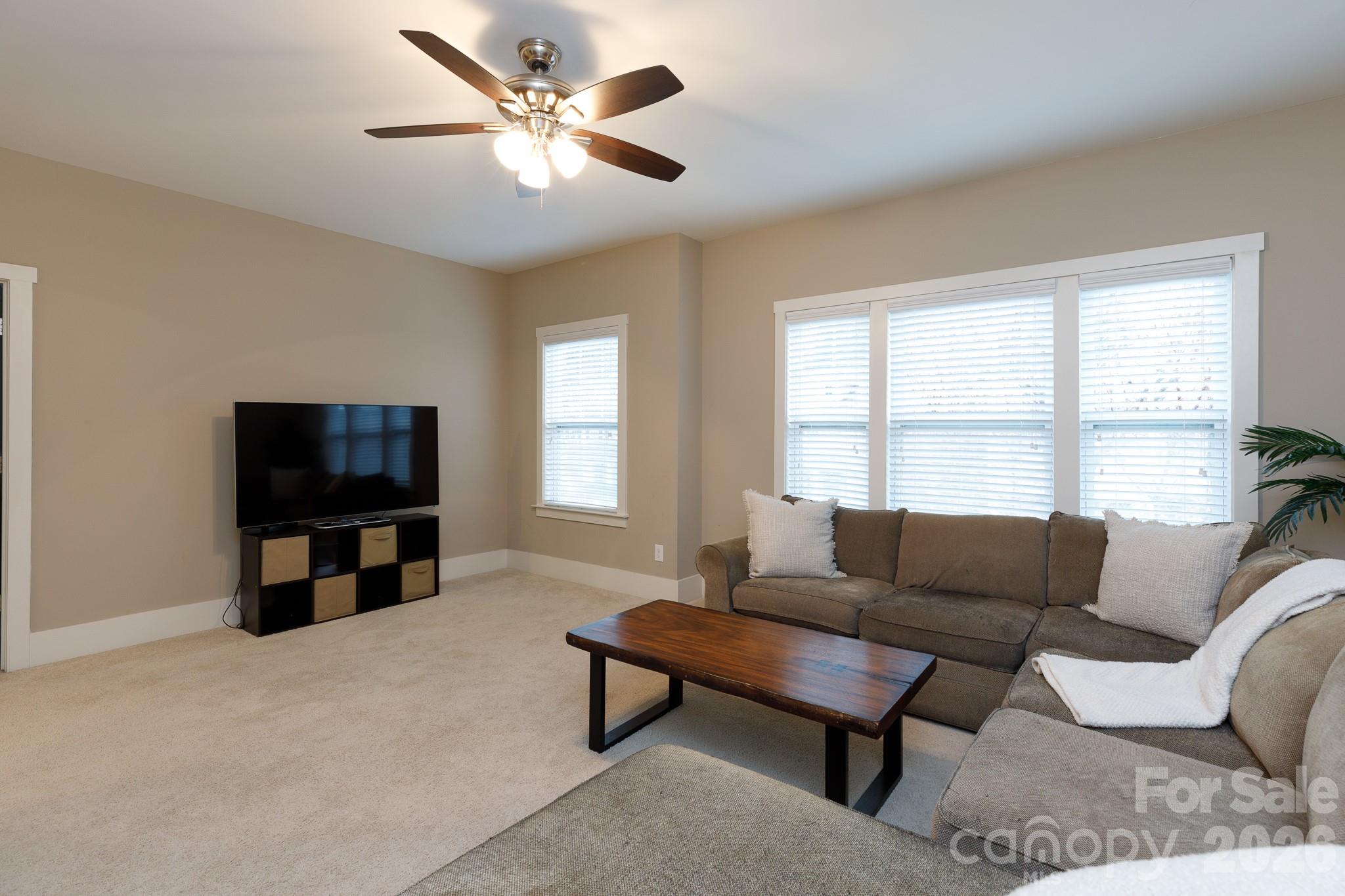 2172 Bluebell Way Property Photo 27