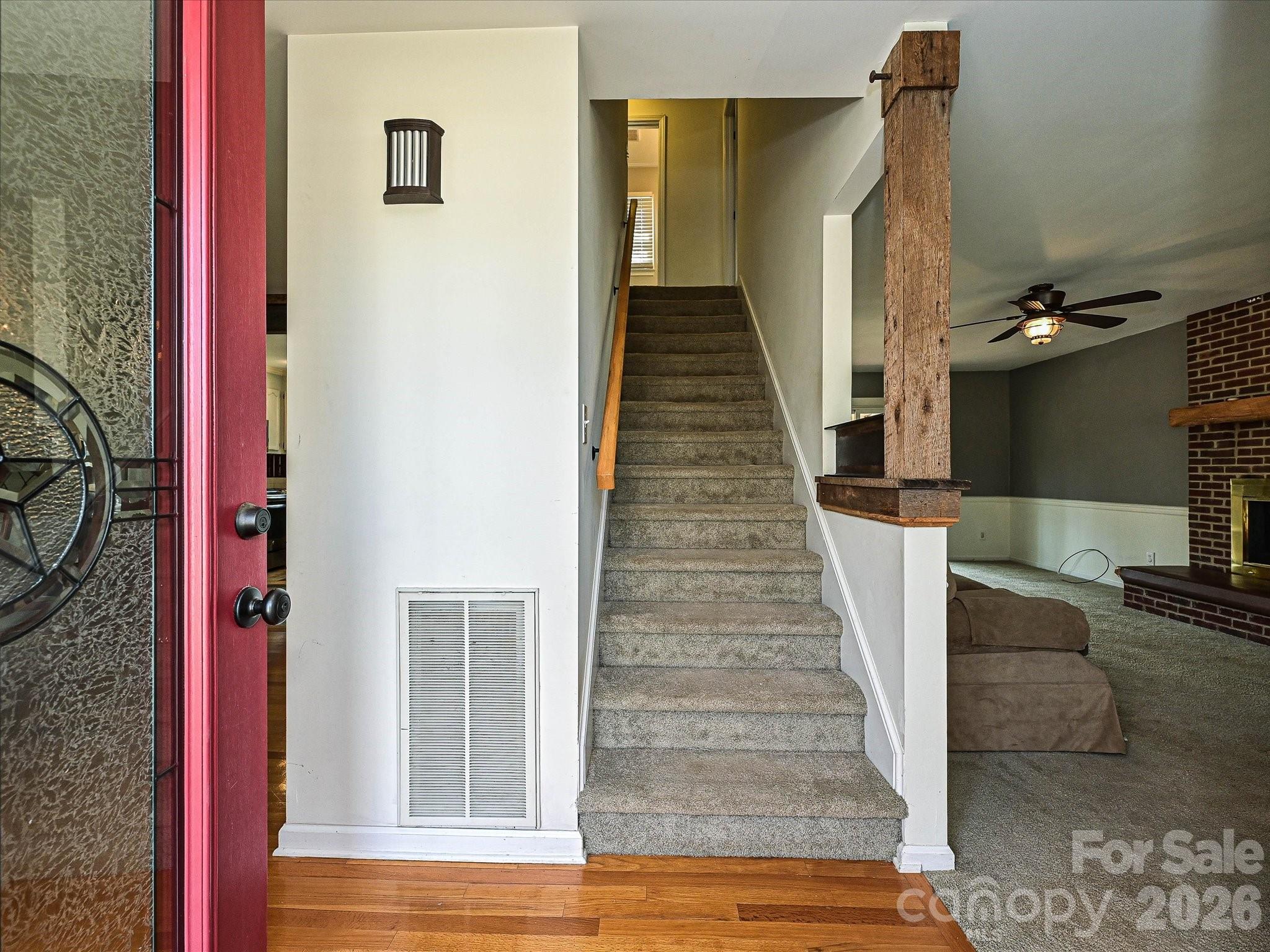 104 Deertrack Drive Property Photo 6