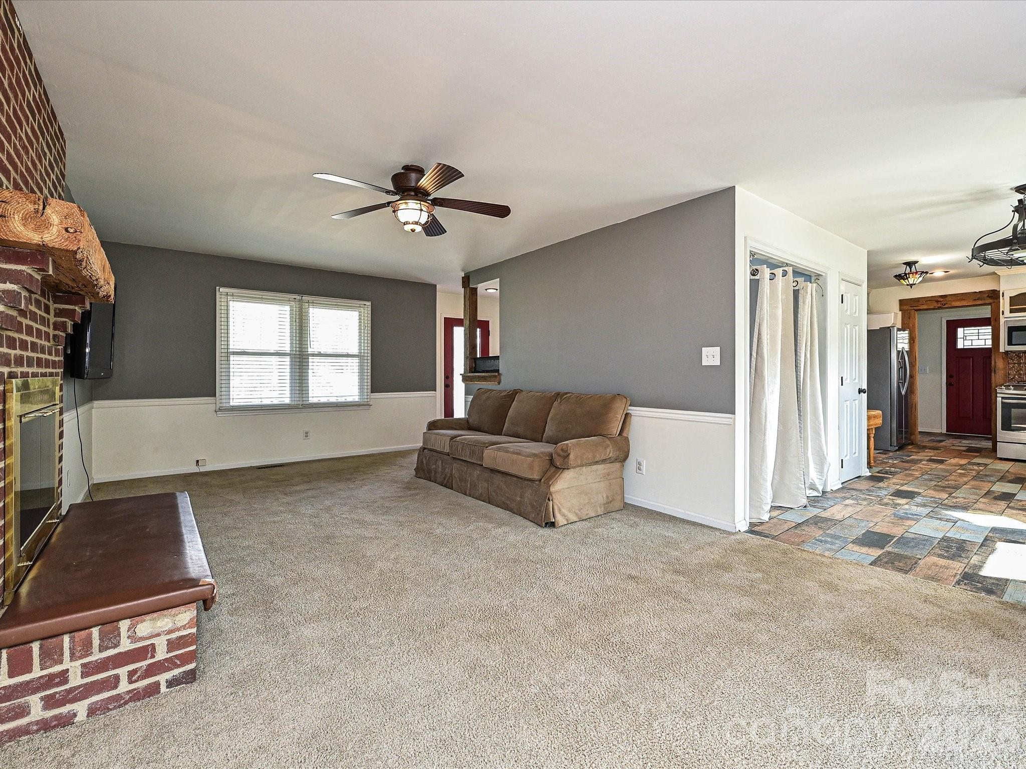 104 Deertrack Drive Property Photo 10