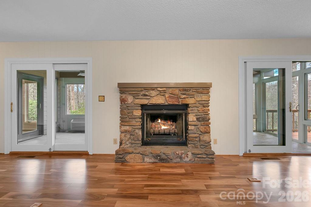 400 Middle Connestee Trail L070/u08 Property Photo 10