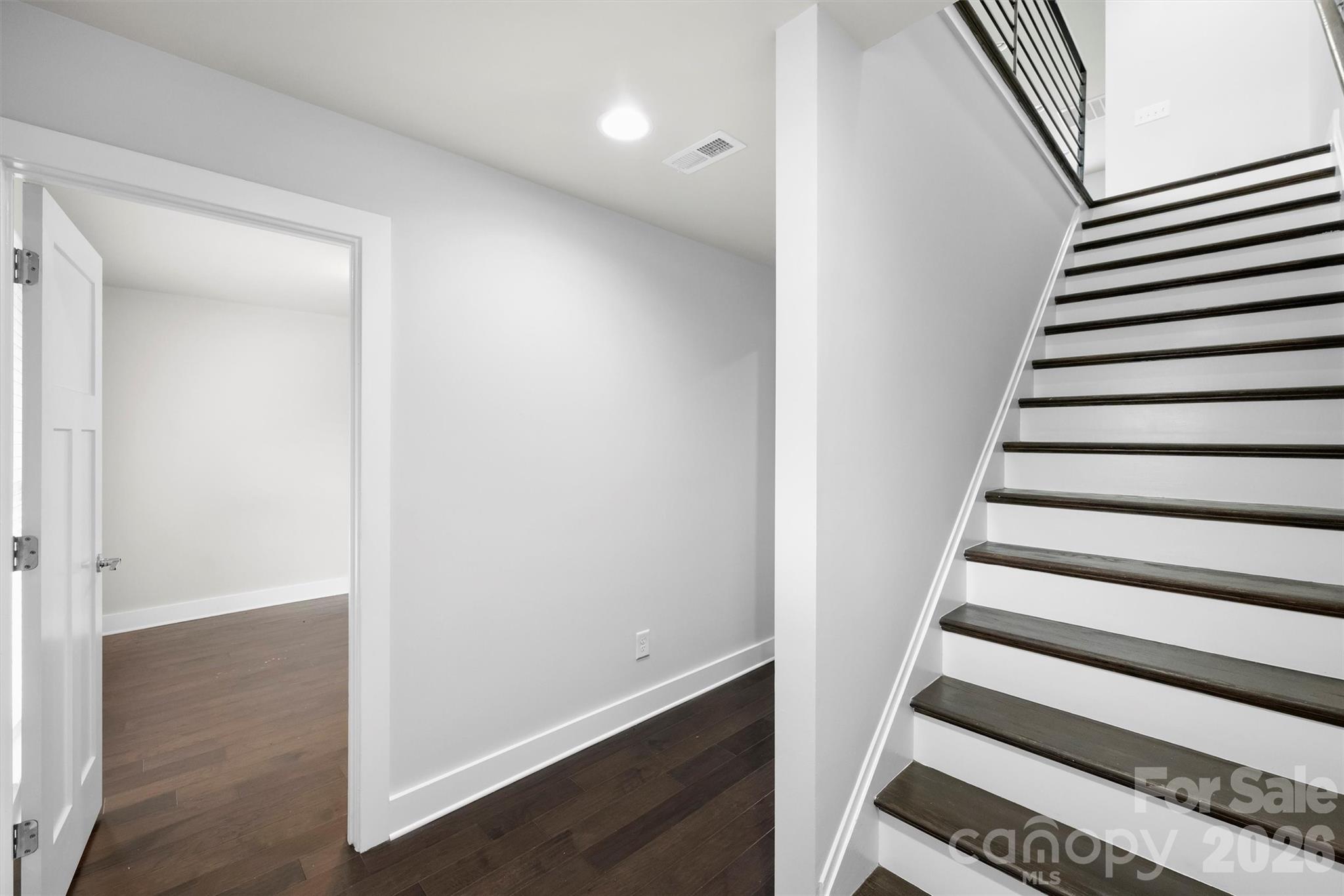 1555 Duckworth Avenue Property Photo 3