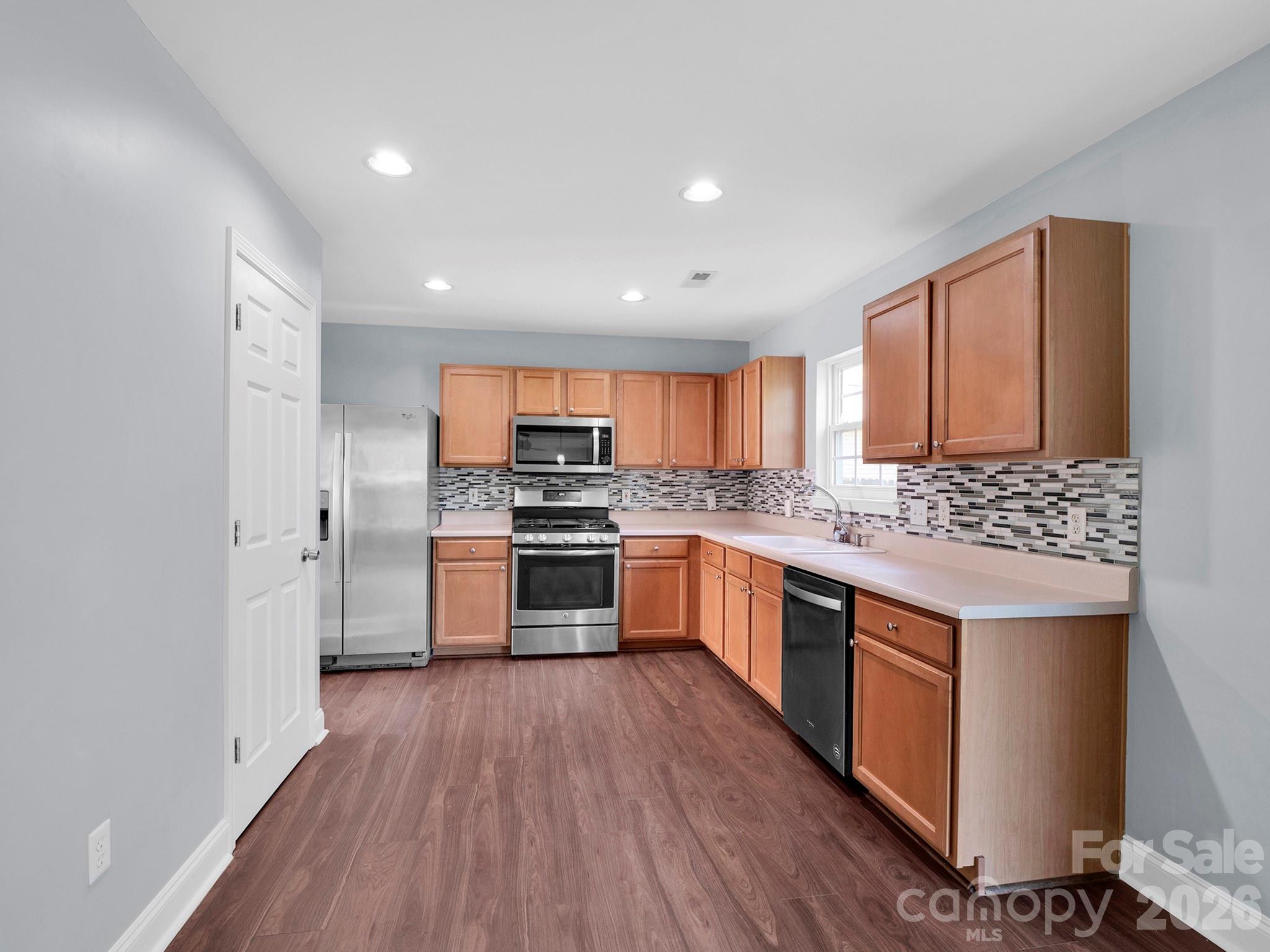 3409 Arbor Pointe Drive Property Photo 6