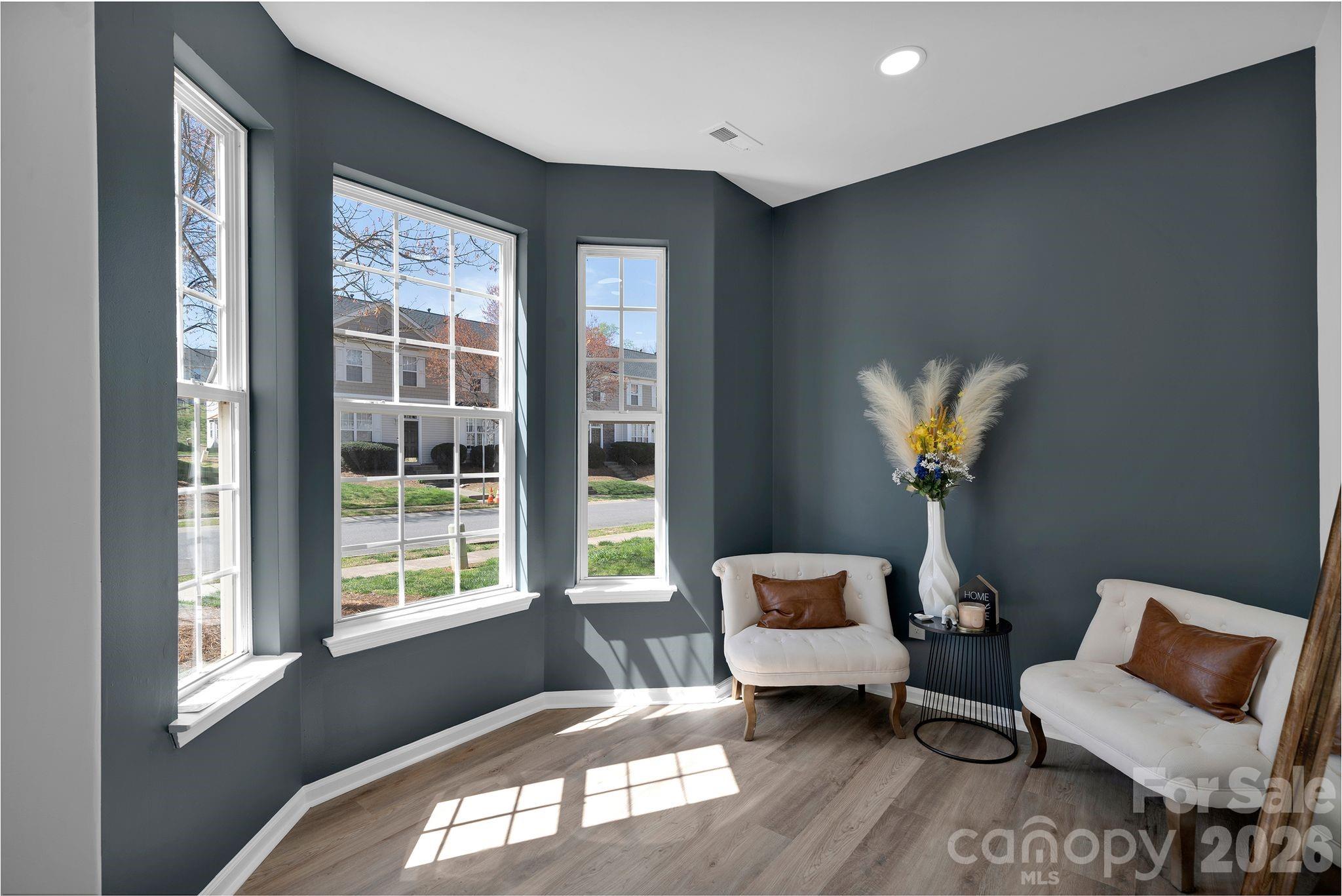 8131 Kings Creek Drive Property Photo 5