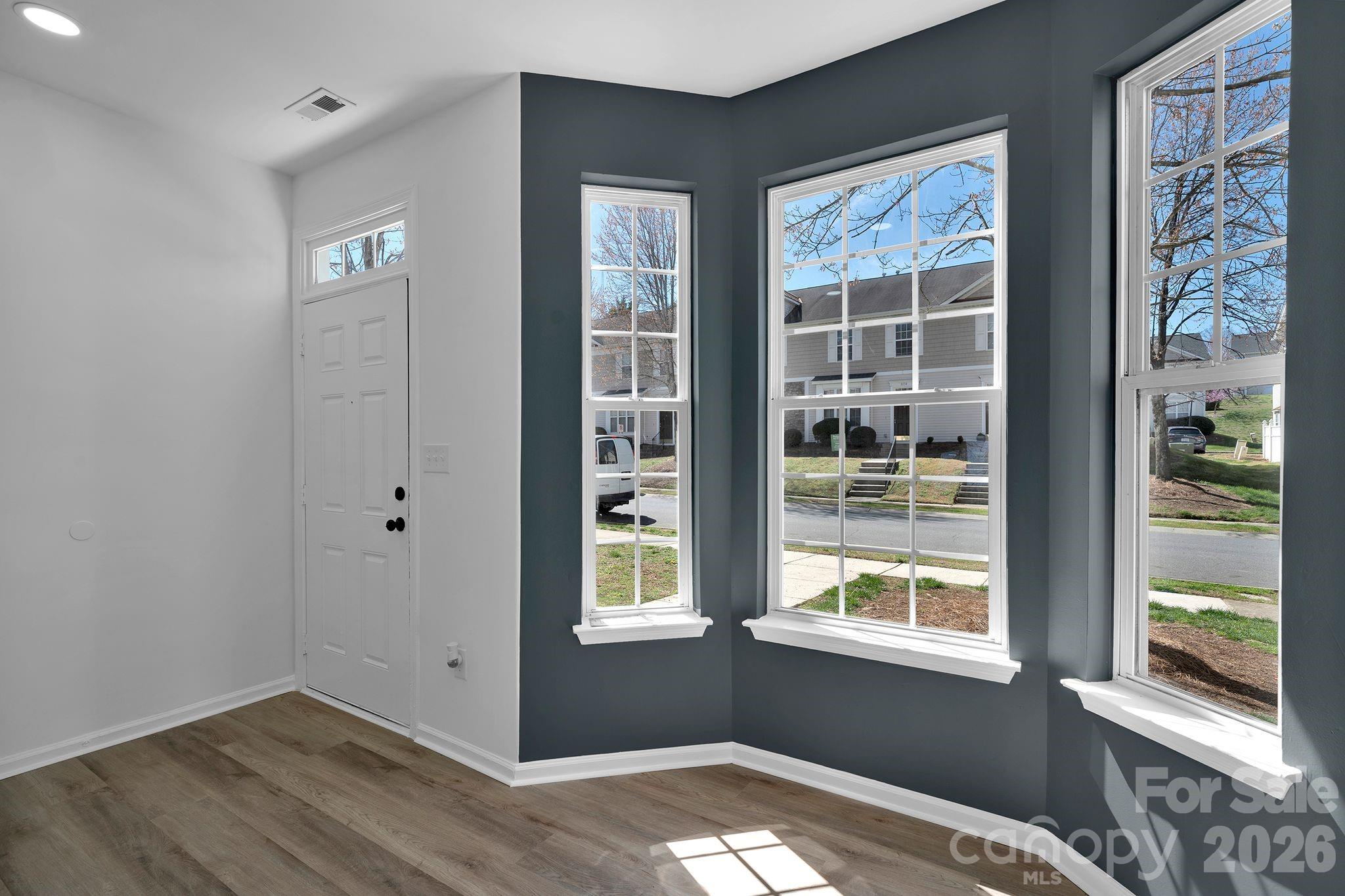 8131 Kings Creek Drive Property Photo 6