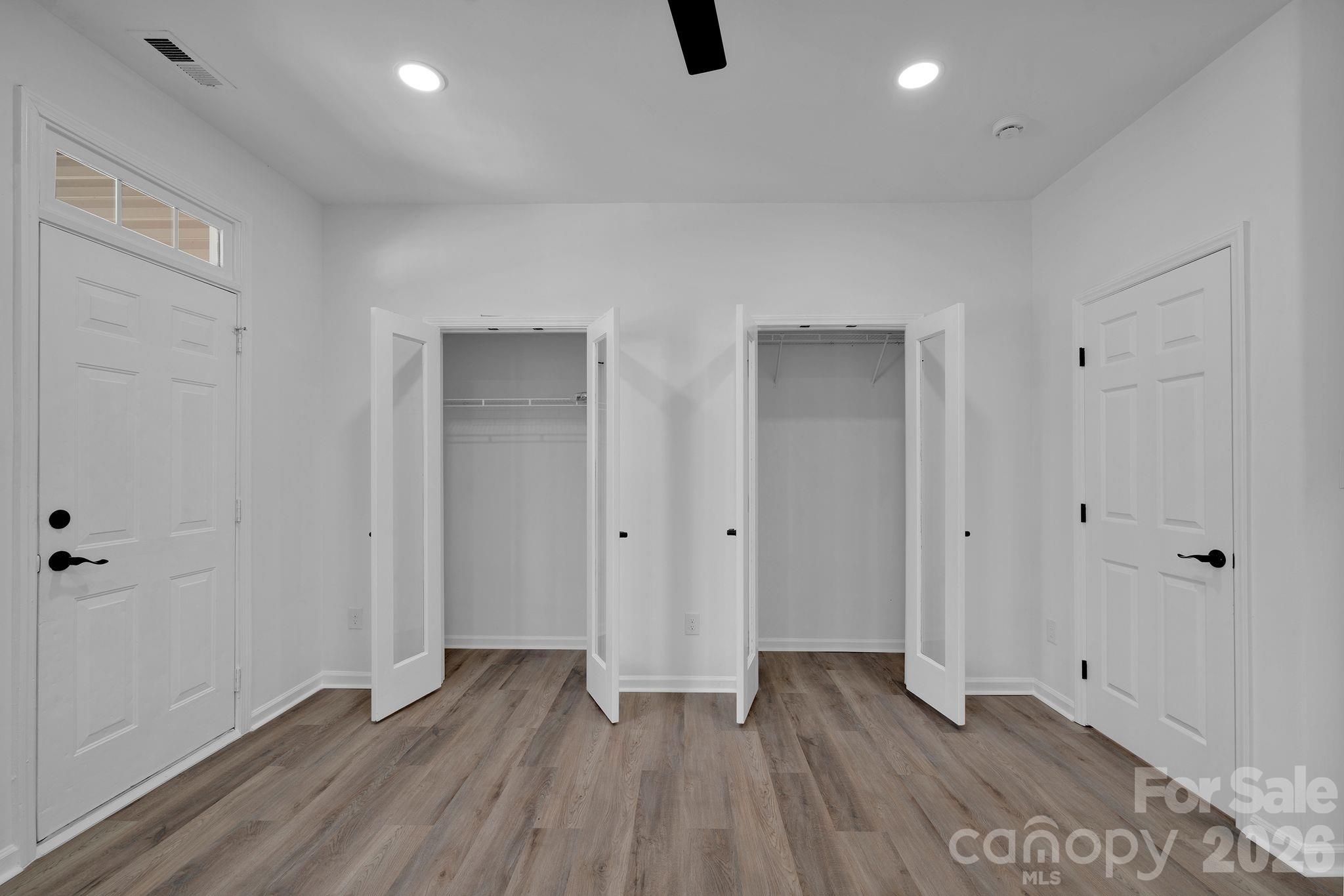 8131 Kings Creek Drive Property Photo 10