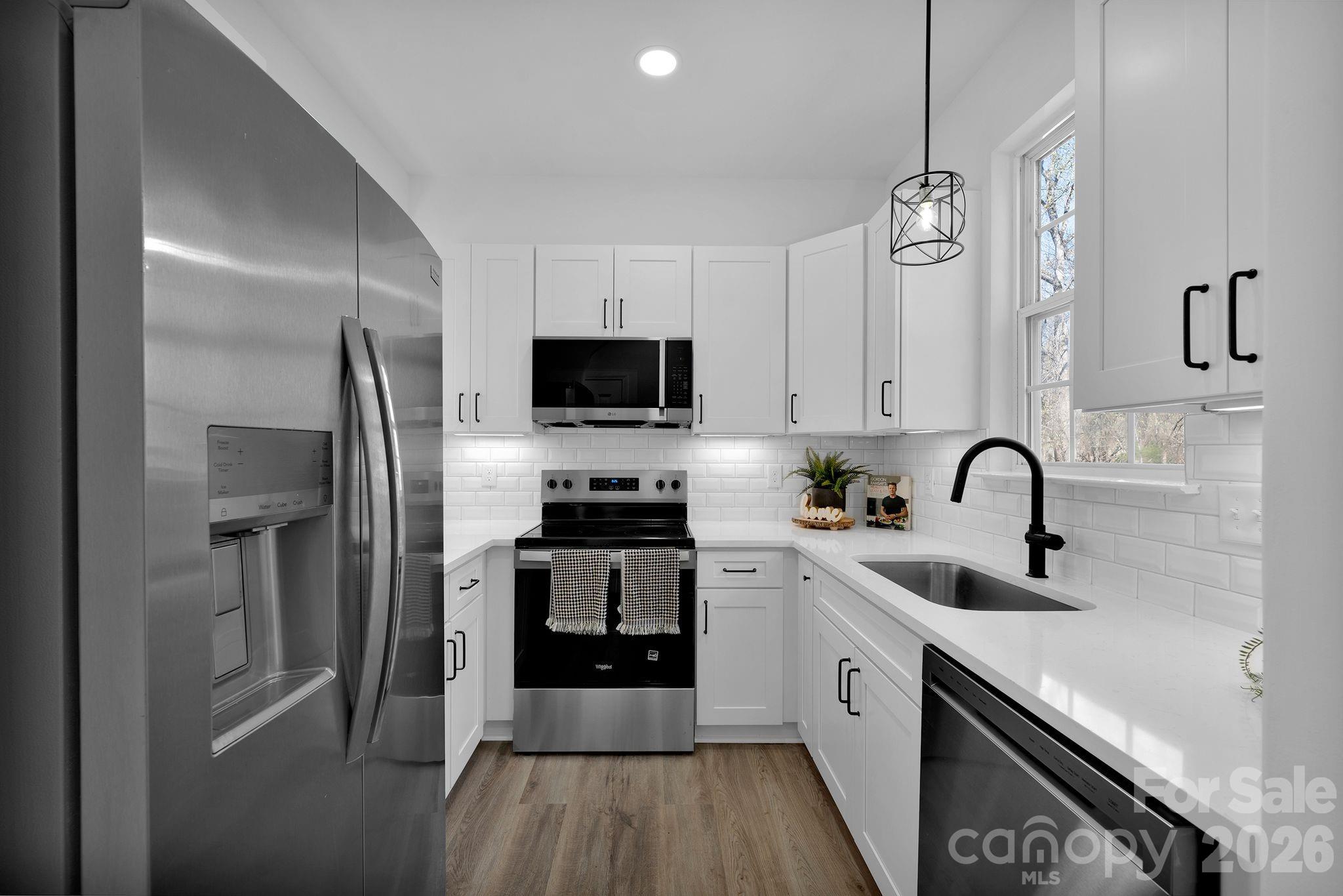 8131 Kings Creek Drive Property Photo 13