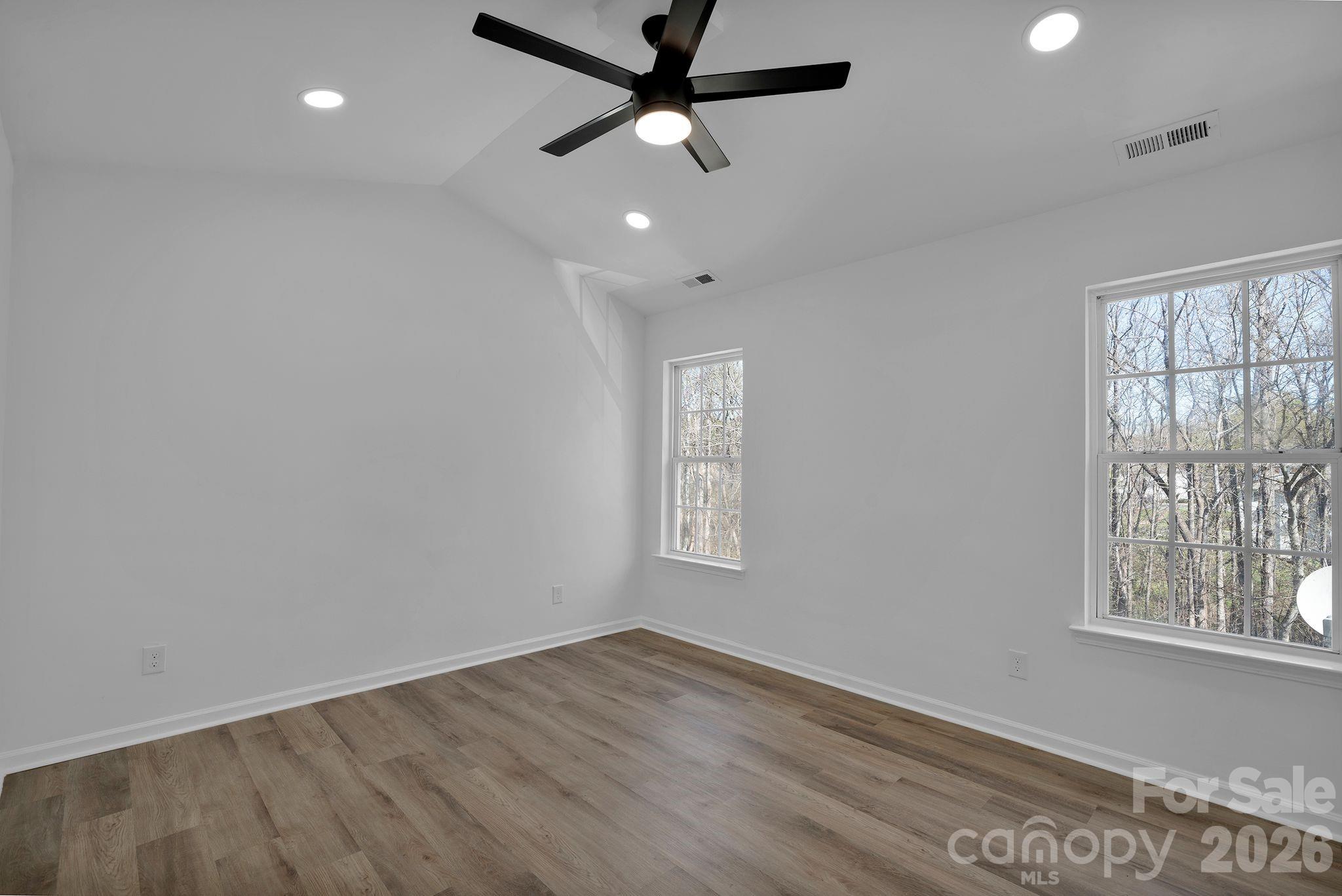 8131 Kings Creek Drive Property Photo 24